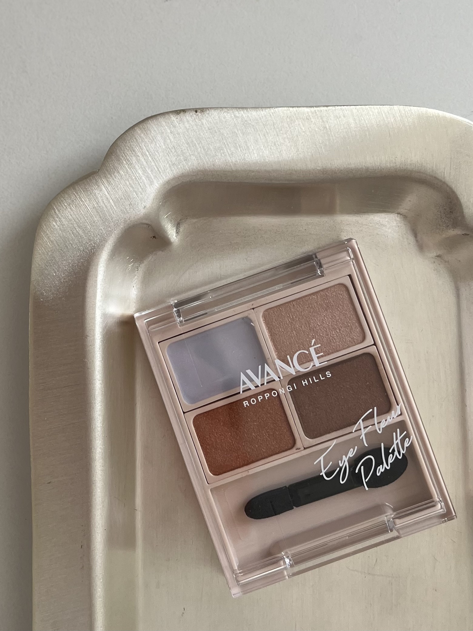 アヴァンセ アイフルールパレット/アヴァンセ/アイシャドウパレットを使ったクチコミ（2枚目）