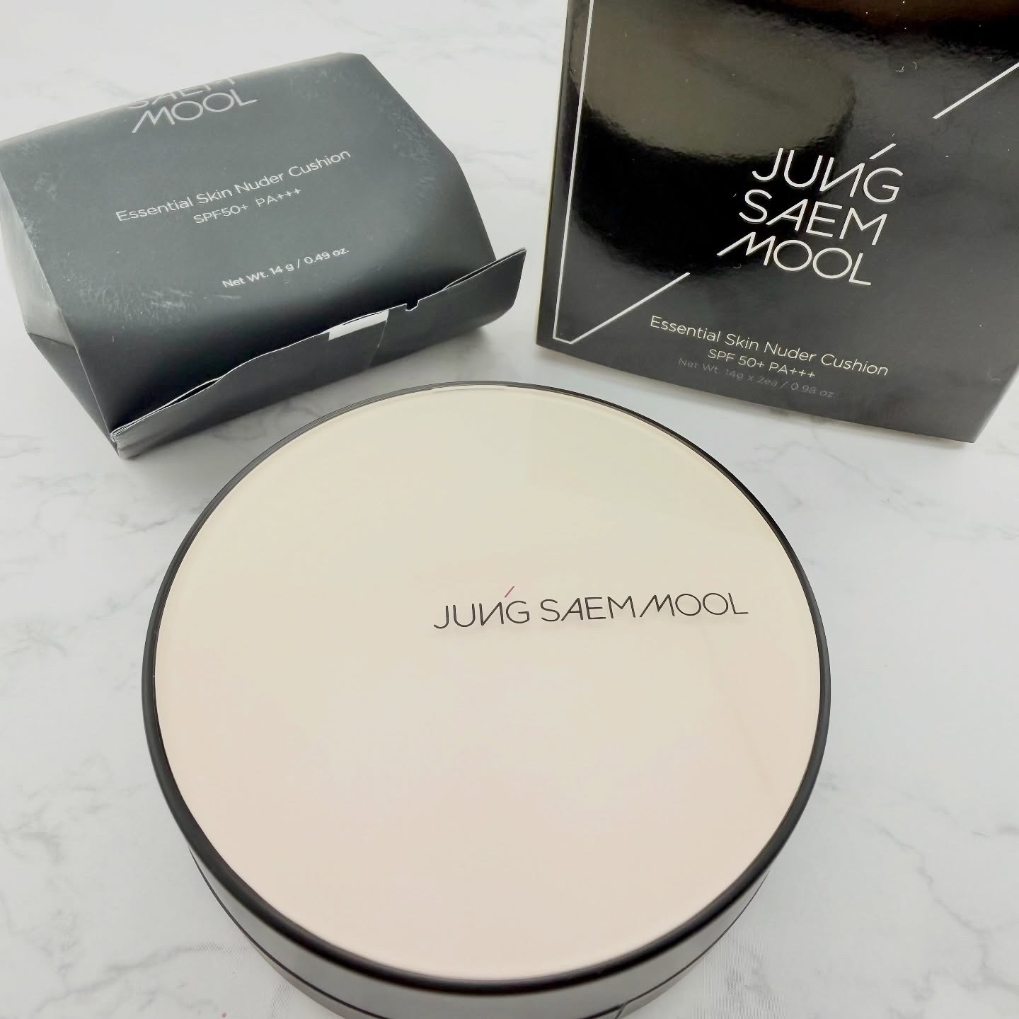 エッセンシャル スキン ヌーダー クッション Light(本体+リフィル)/JUNG SAEM MOOL/クッションファンデーションを使ったクチコミ（1枚目）
