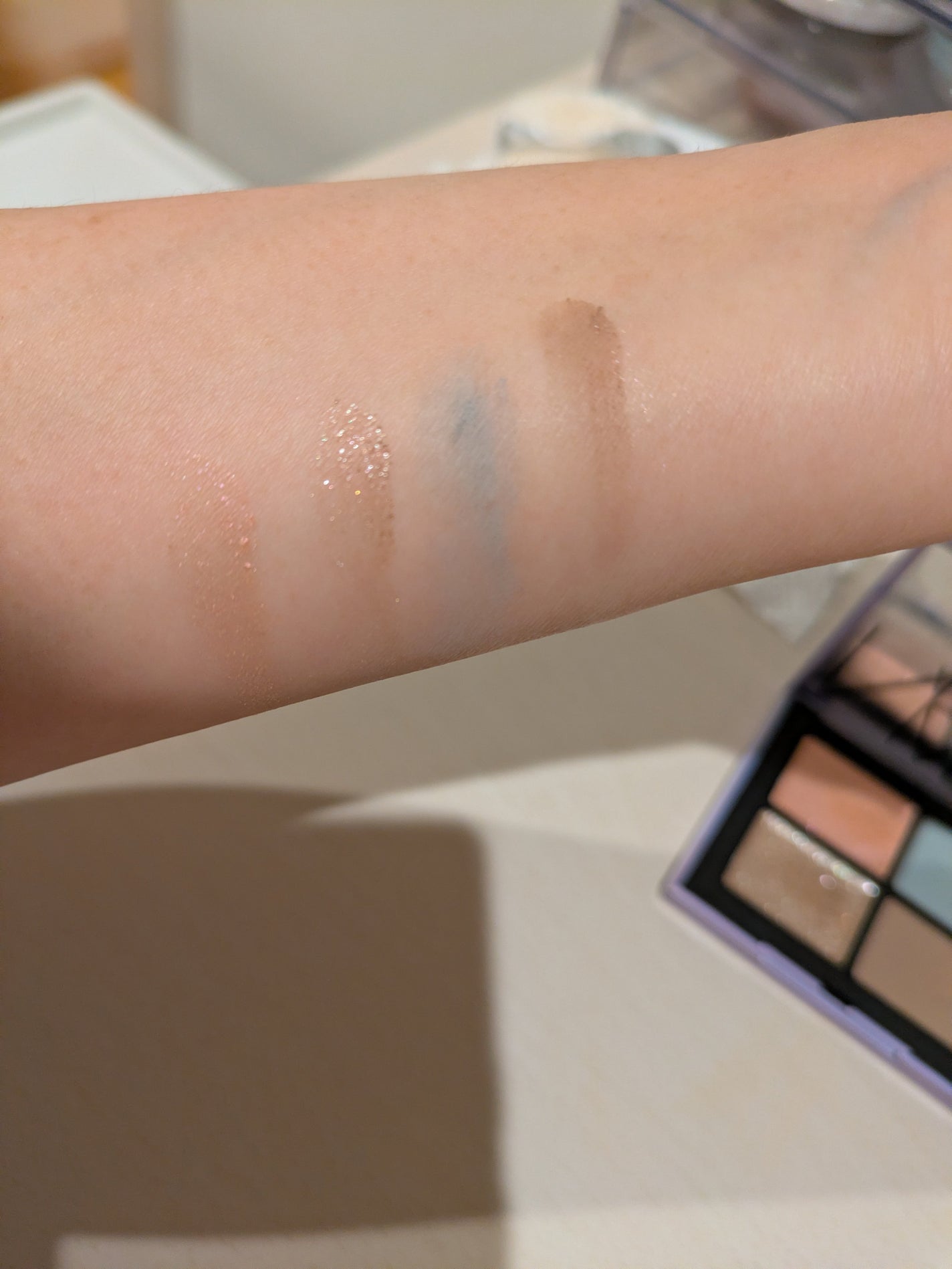 クワッドアイシャドー/NARS/アイシャドウパレットを使ったクチコミ(2枚目)