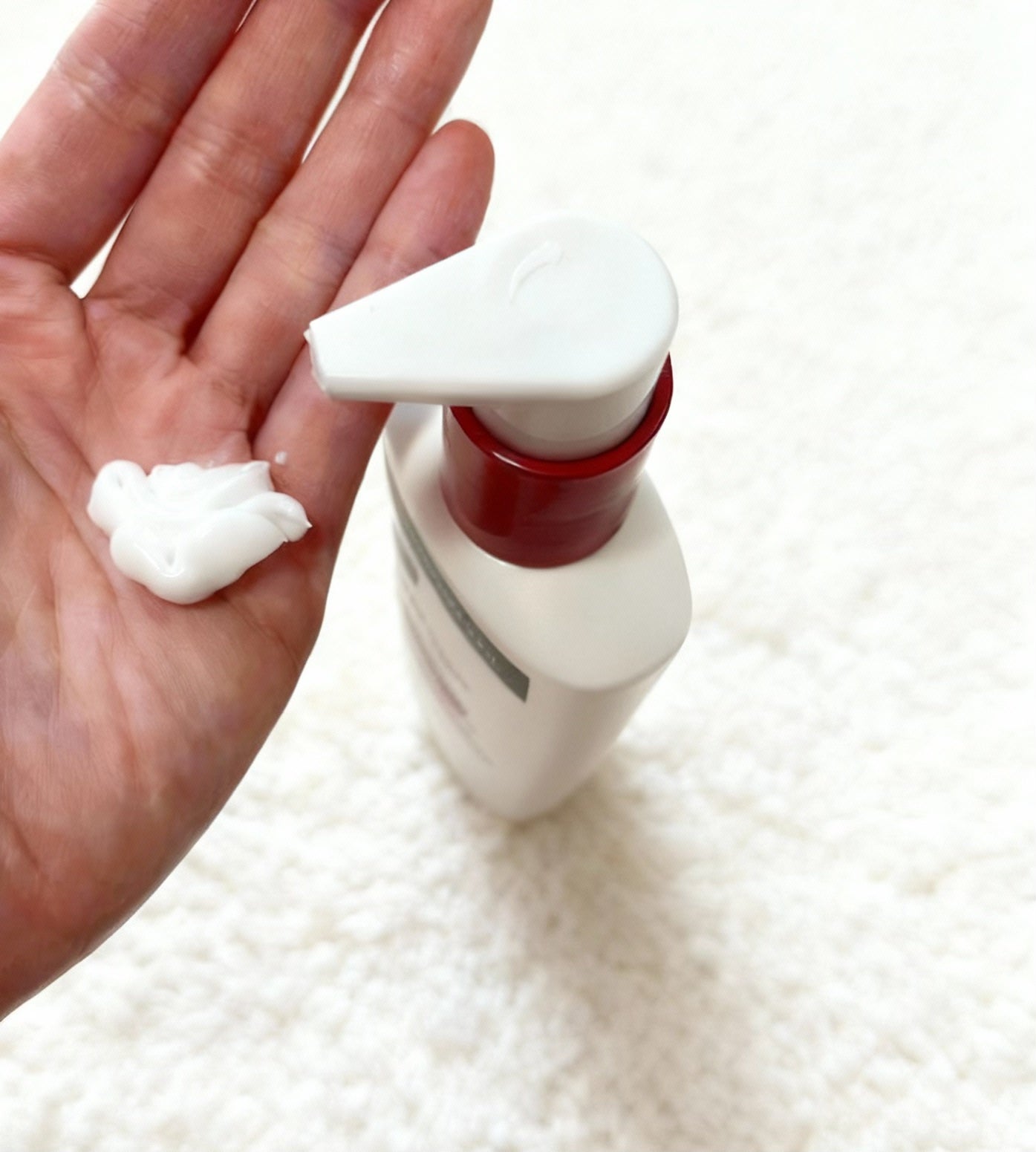 ノルウェー フォーミュラ インテンスリペア ボディ エマルジョン/Neutrogena/ボディローションを使ったクチコミ(2枚目)