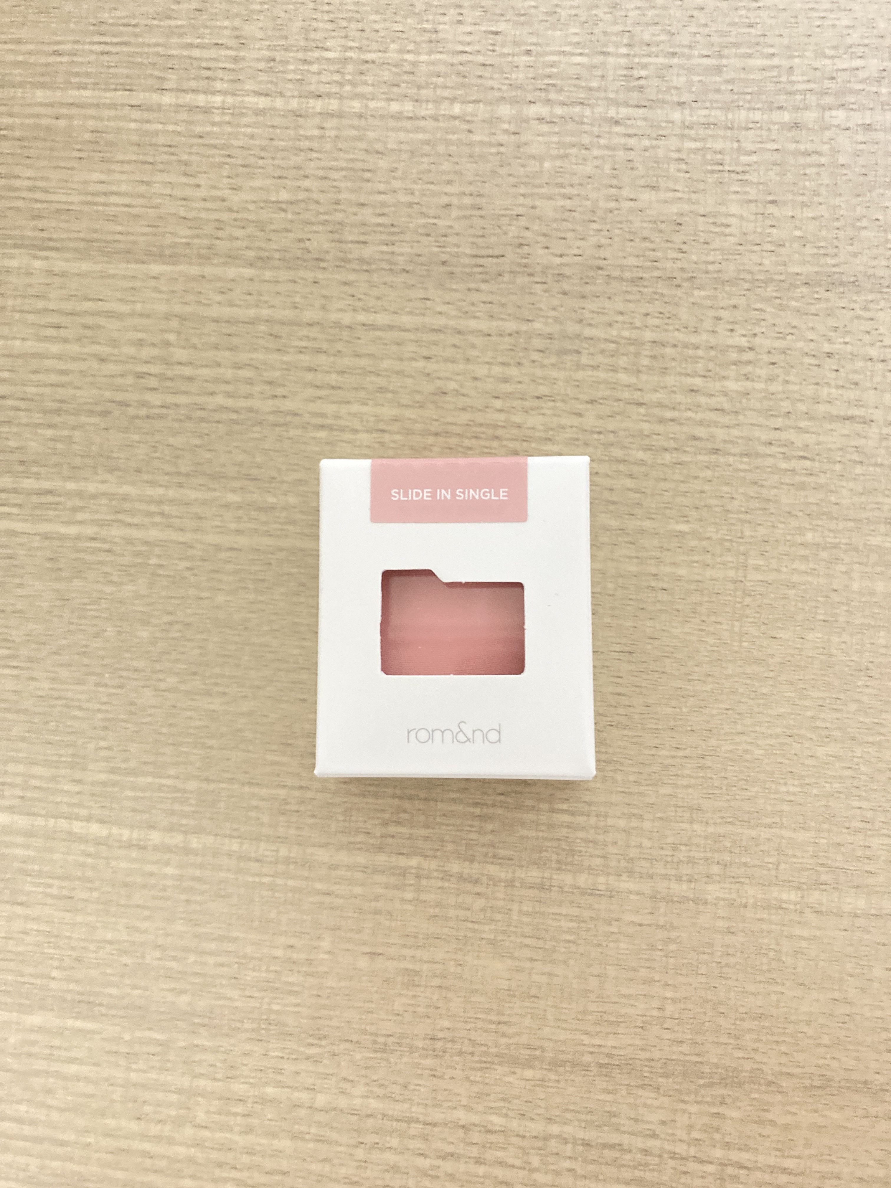 スライドインシングル M14 トーシューズ/rom&nd/単色アイシャドウを使ったクチコミ（1枚目）
