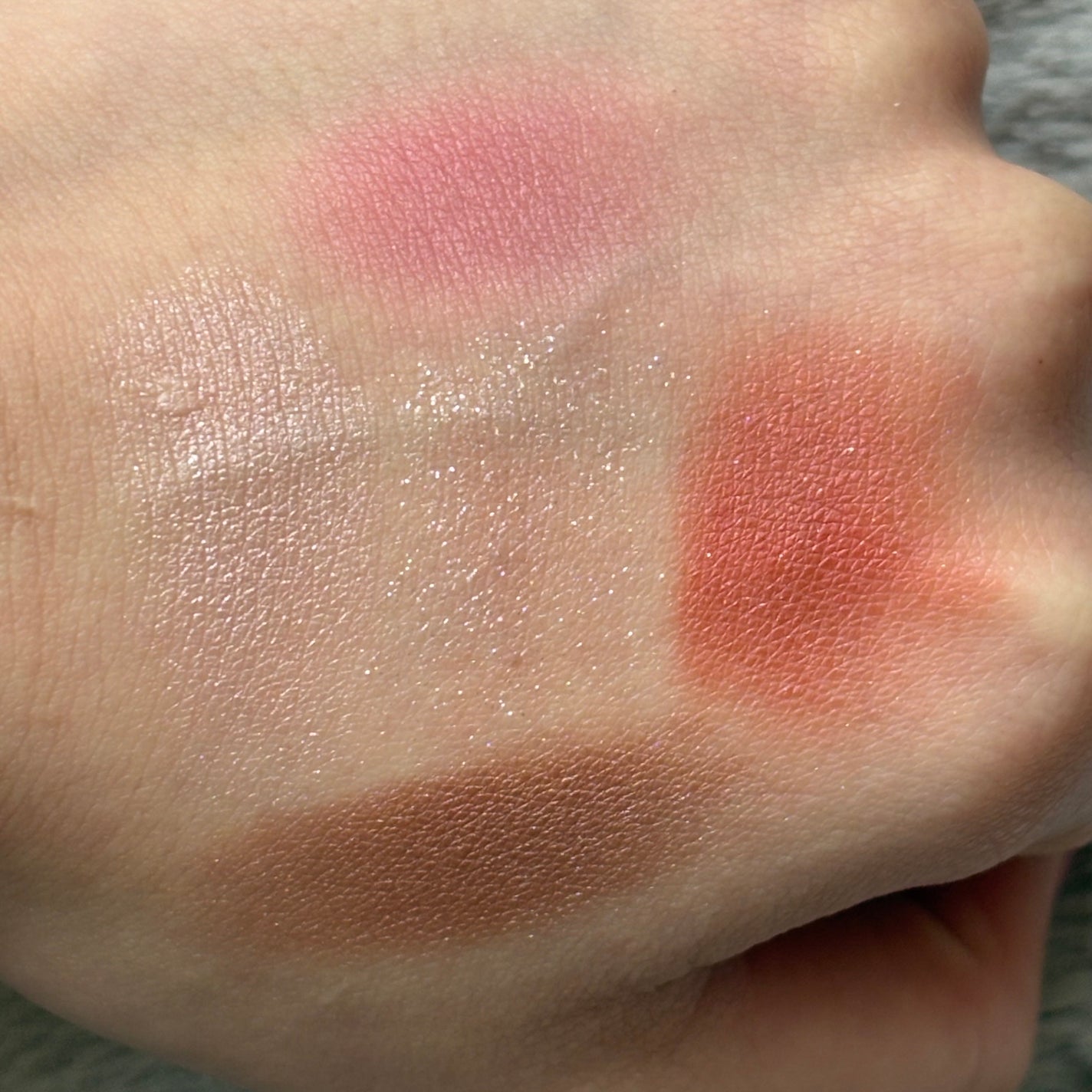 ジルスチュアート ブルームクチュール アイズ ジュエルドブーケ/JILL STUART/アイシャドウパレットを使ったクチコミ(3枚目)