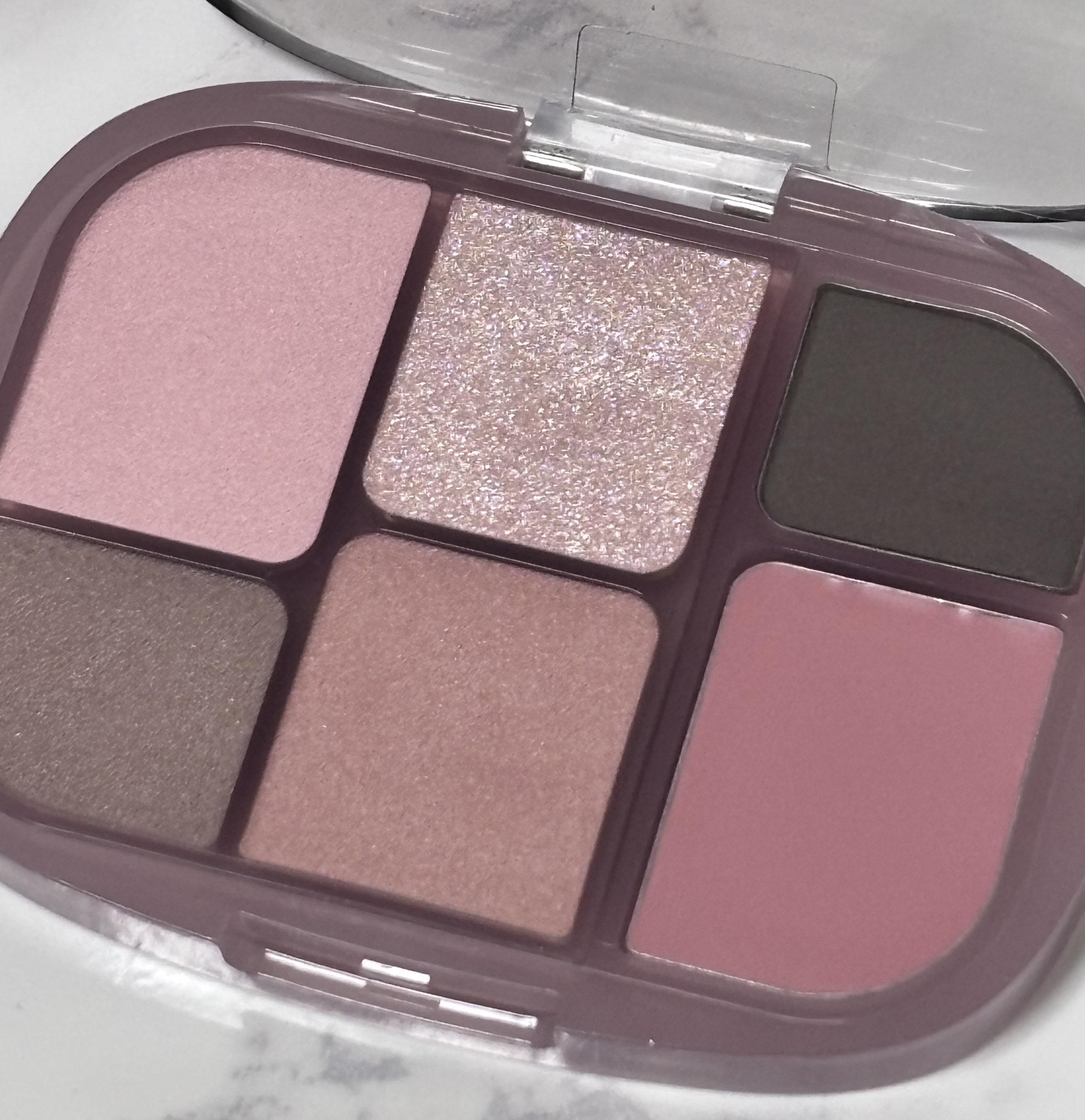 ソフトシアーマルチパレット 05 ピンクフレア/wakemake/アイシャドウパレットを使ったクチコミ（3枚目）