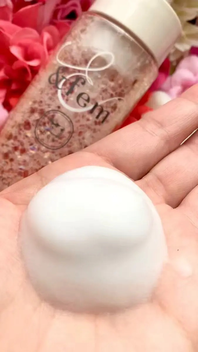 アンドフェム フェムケア泡ソープ/＆fem/デリケートゾーンケアを使ったクチコミ（2枚目）