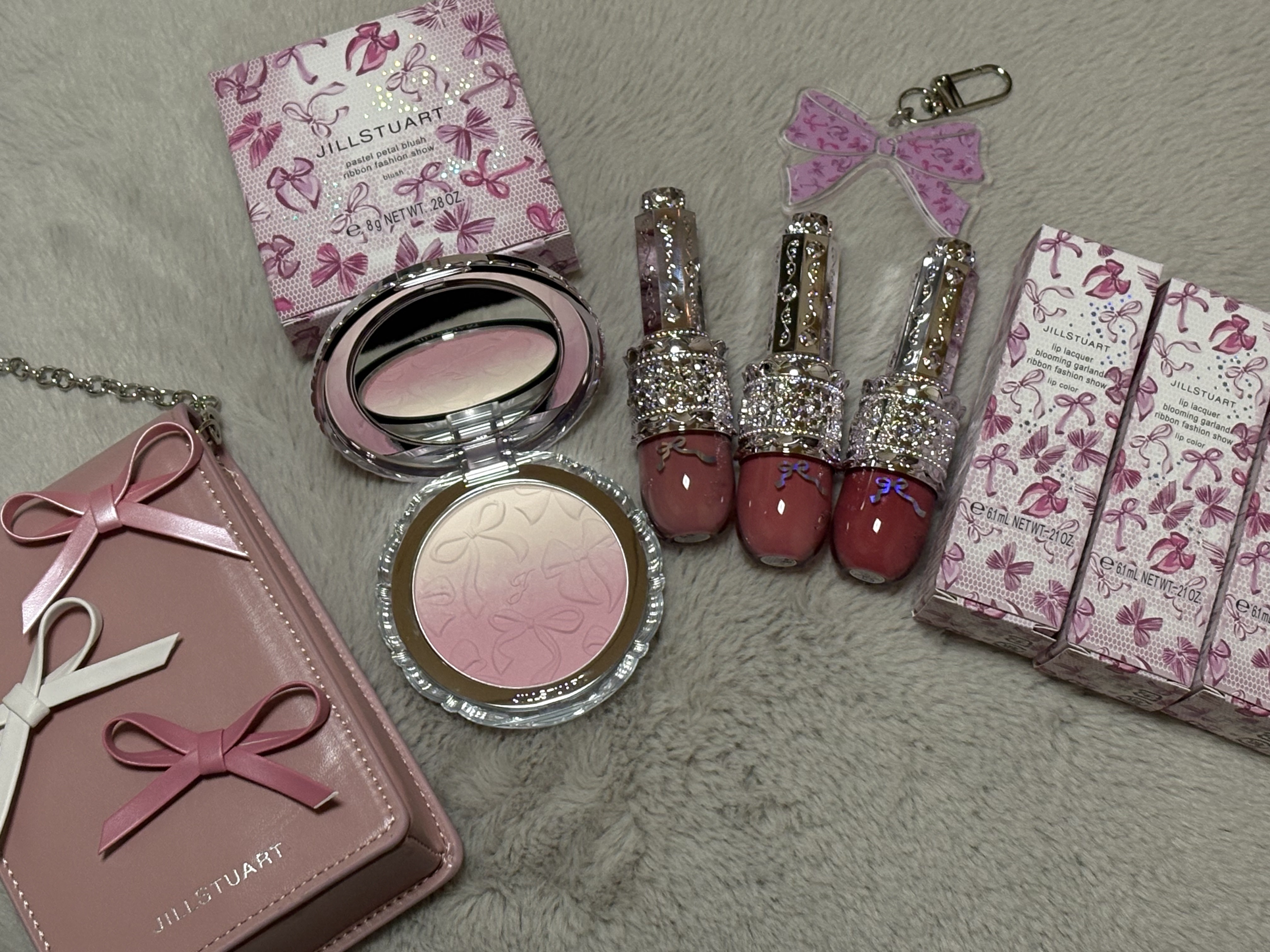 ジルスチュアート　パステルペタル ブラッシュ/JILL STUART/パウダーチークを使ったクチコミ（1枚目）