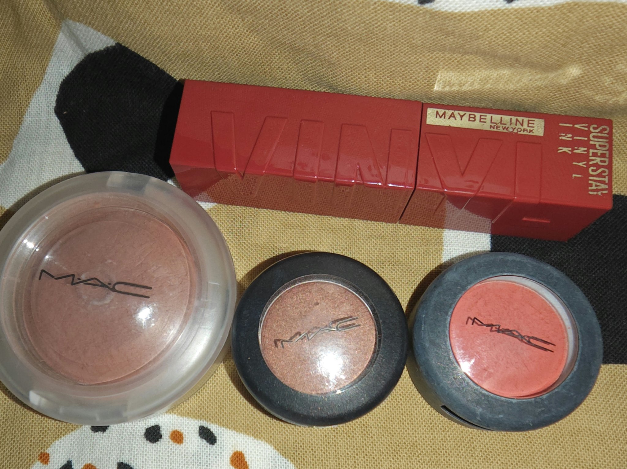 パウダー キス アイシャドウ/M・A・C/単色アイシャドウを使ったクチコミ（1枚目）