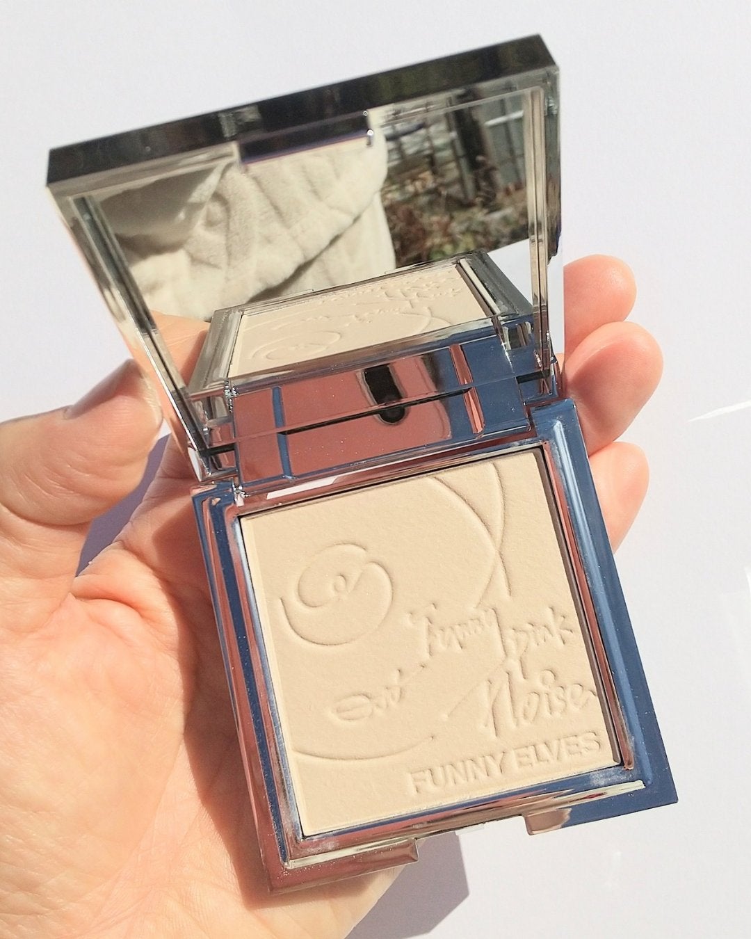 ソフトマットプレストパウダー/FUNNY ELVES方里/プレストパウダーを使ったクチコミ(3枚目)