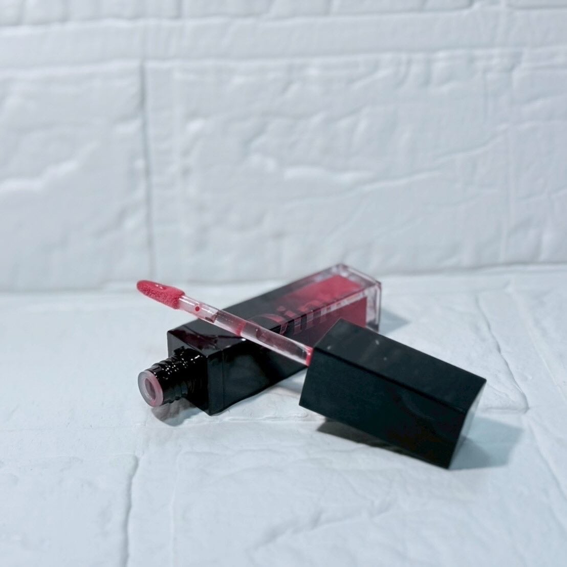 ディープキスド プランピング リップエナメル/Dinto/リップグロスを使ったクチコミ(5枚目)