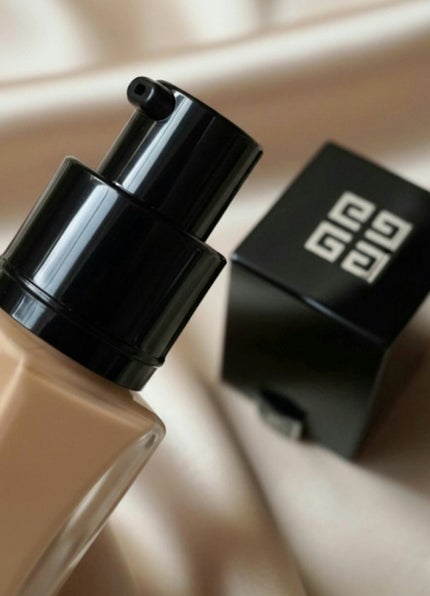 プリズム・リーブル・グロウ・セラム・ ファンデーション 0.5N/GIVENCHY/リキッドファンデーションの画像