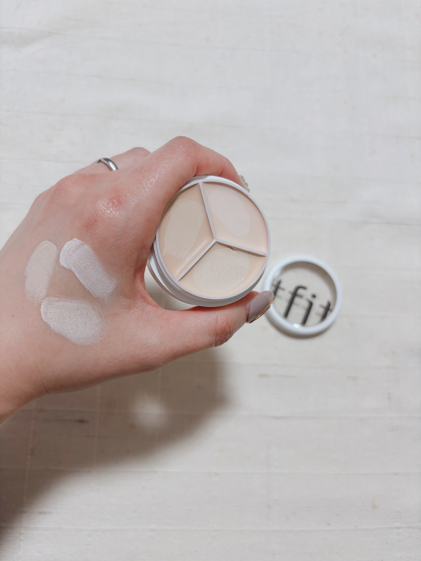 カバーアッププロコンシーラー/TFIT/パレットコンシーラーを使ったクチコミ（2枚目）