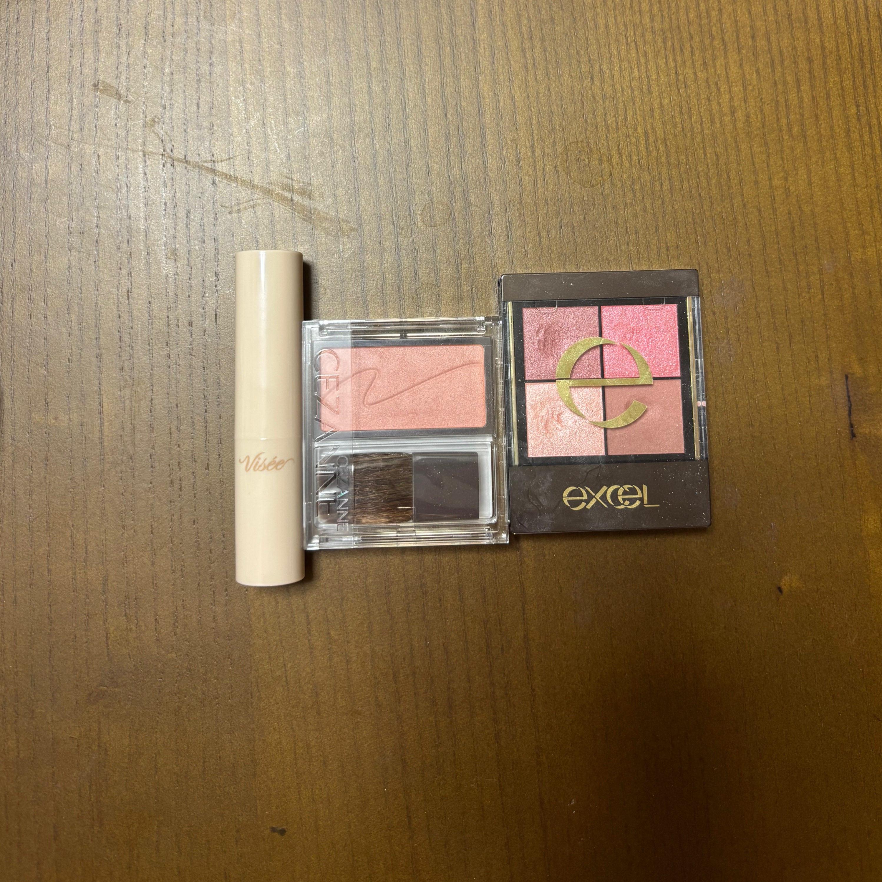 リアルクローズシャドウ/excel/アイシャドウパレットを使ったクチコミ（1枚目）