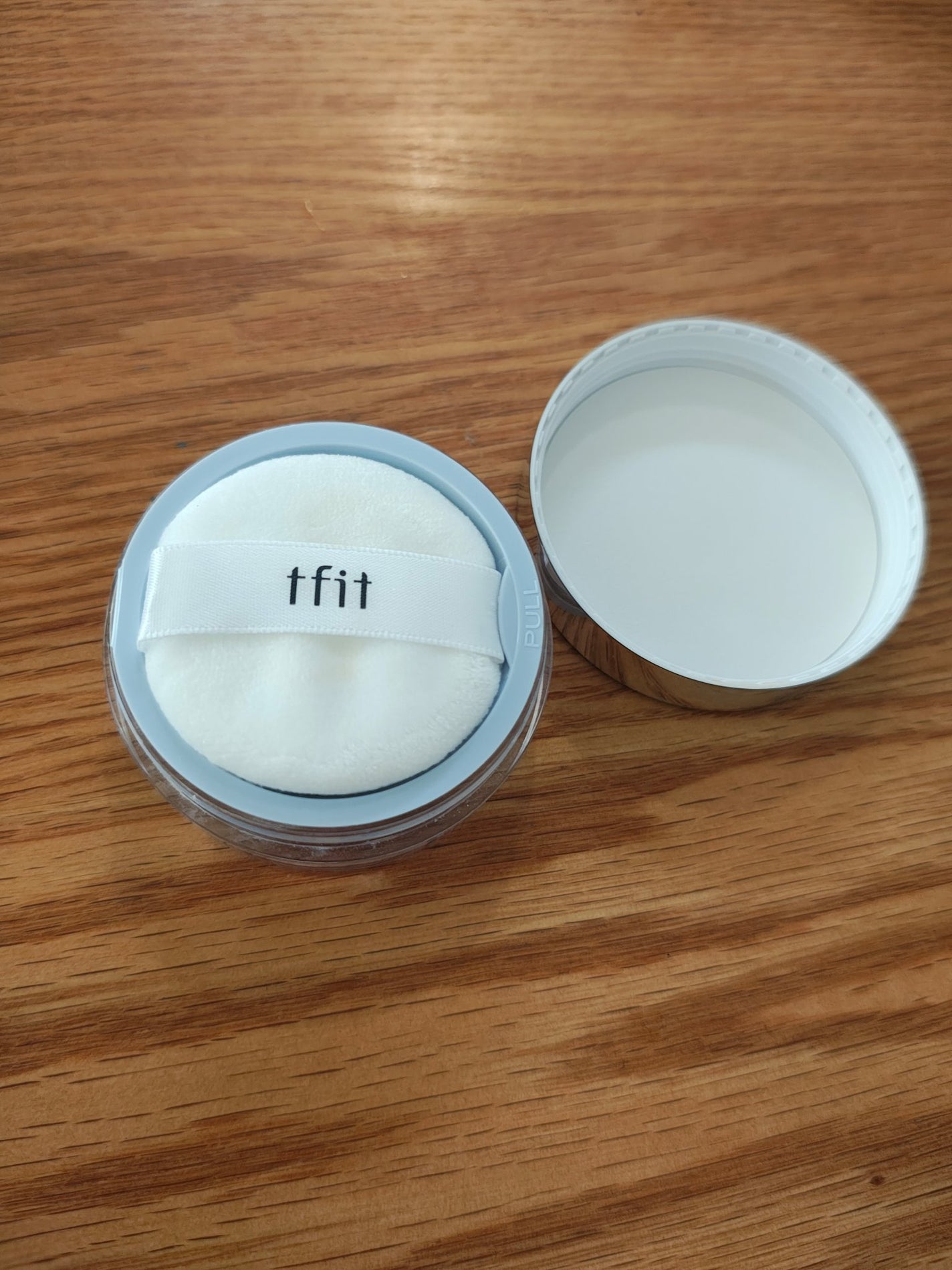 トランスルーセントセットエッセンシャルパウダー/TFIT/ルースパウダーを使ったクチコミ(2枚目)