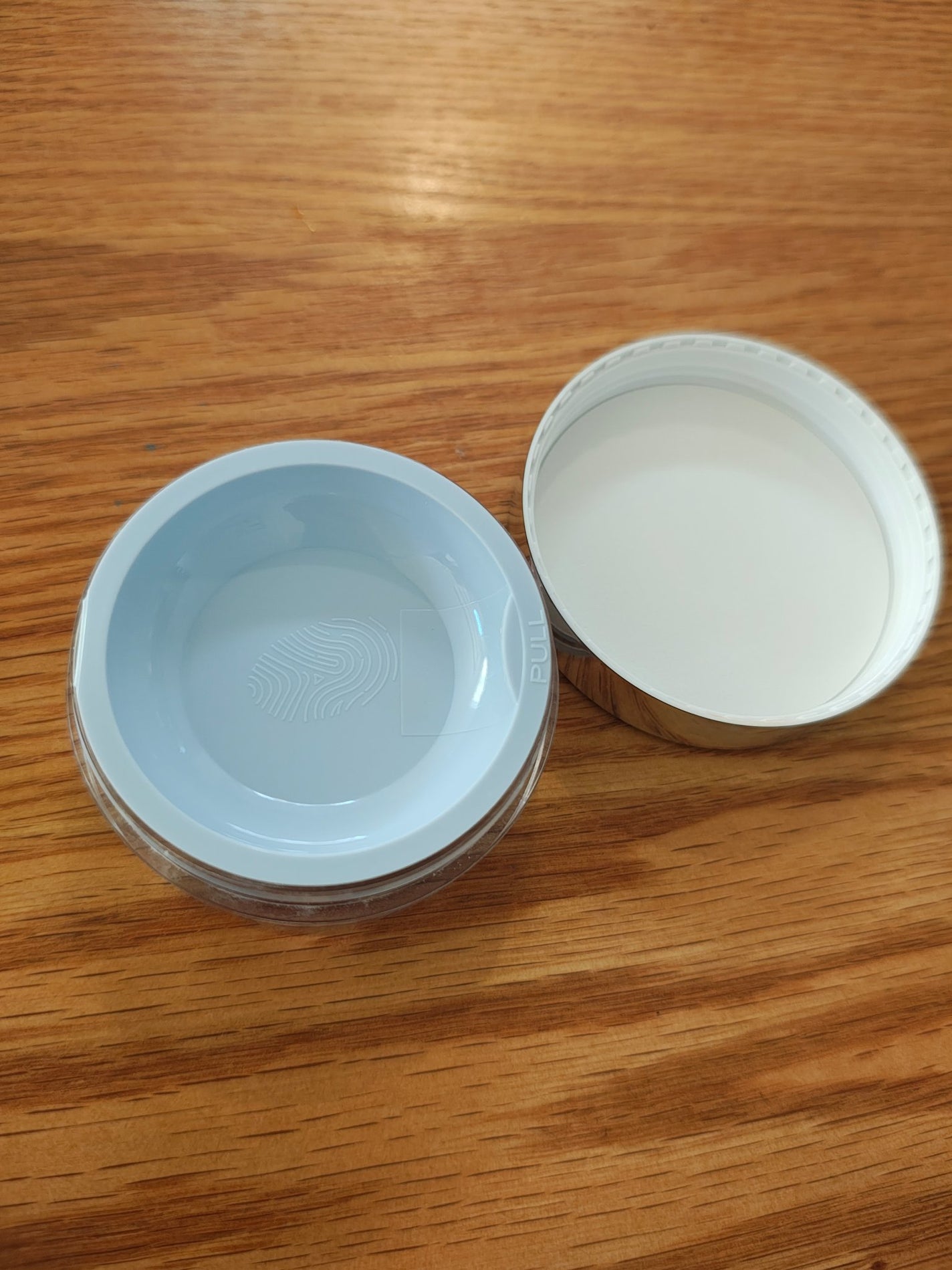 トランスルーセントセットエッセンシャルパウダー/TFIT/ルースパウダーを使ったクチコミ(3枚目)