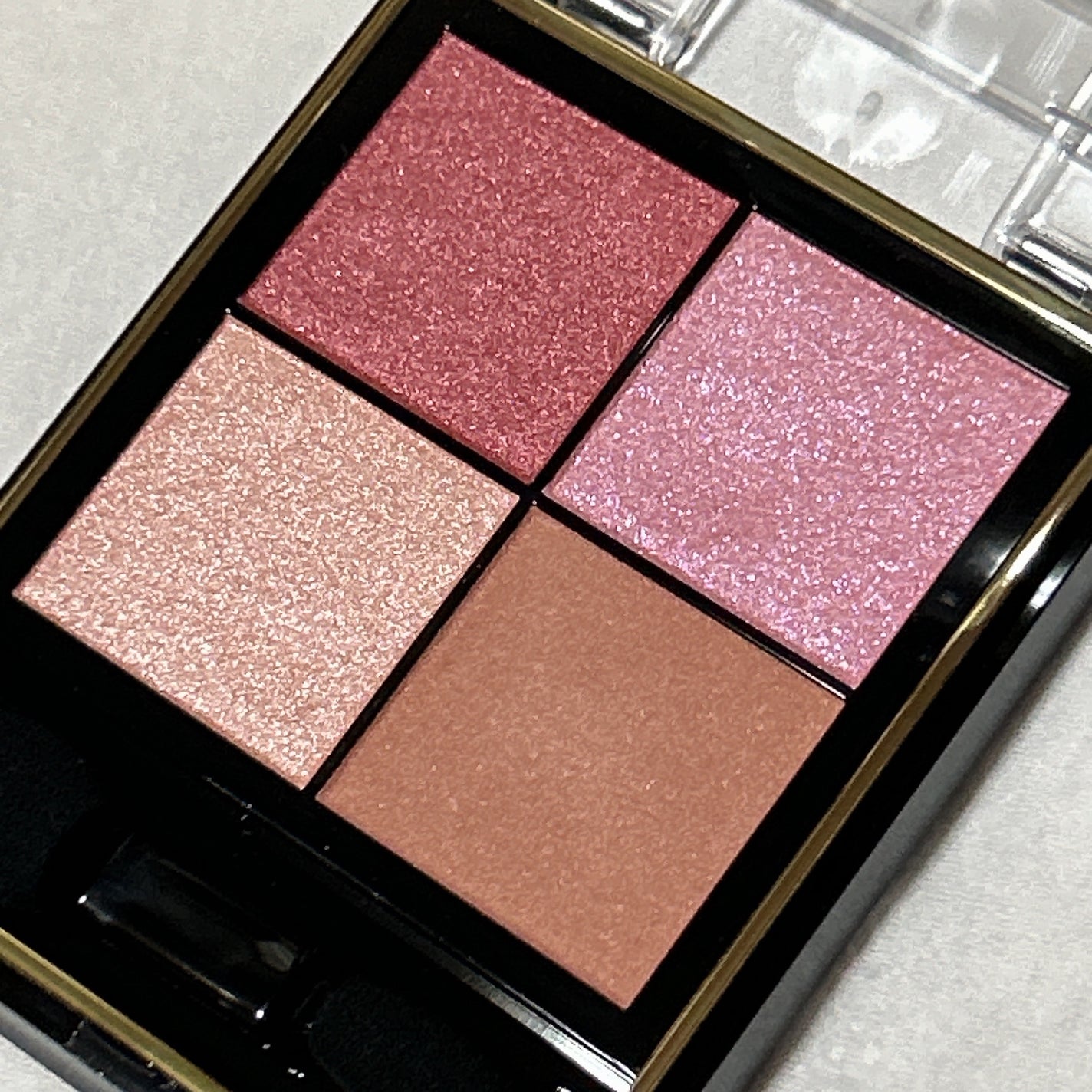 リアルクローズシャドウ/excel/アイシャドウパレットを使ったクチコミ(2枚目)