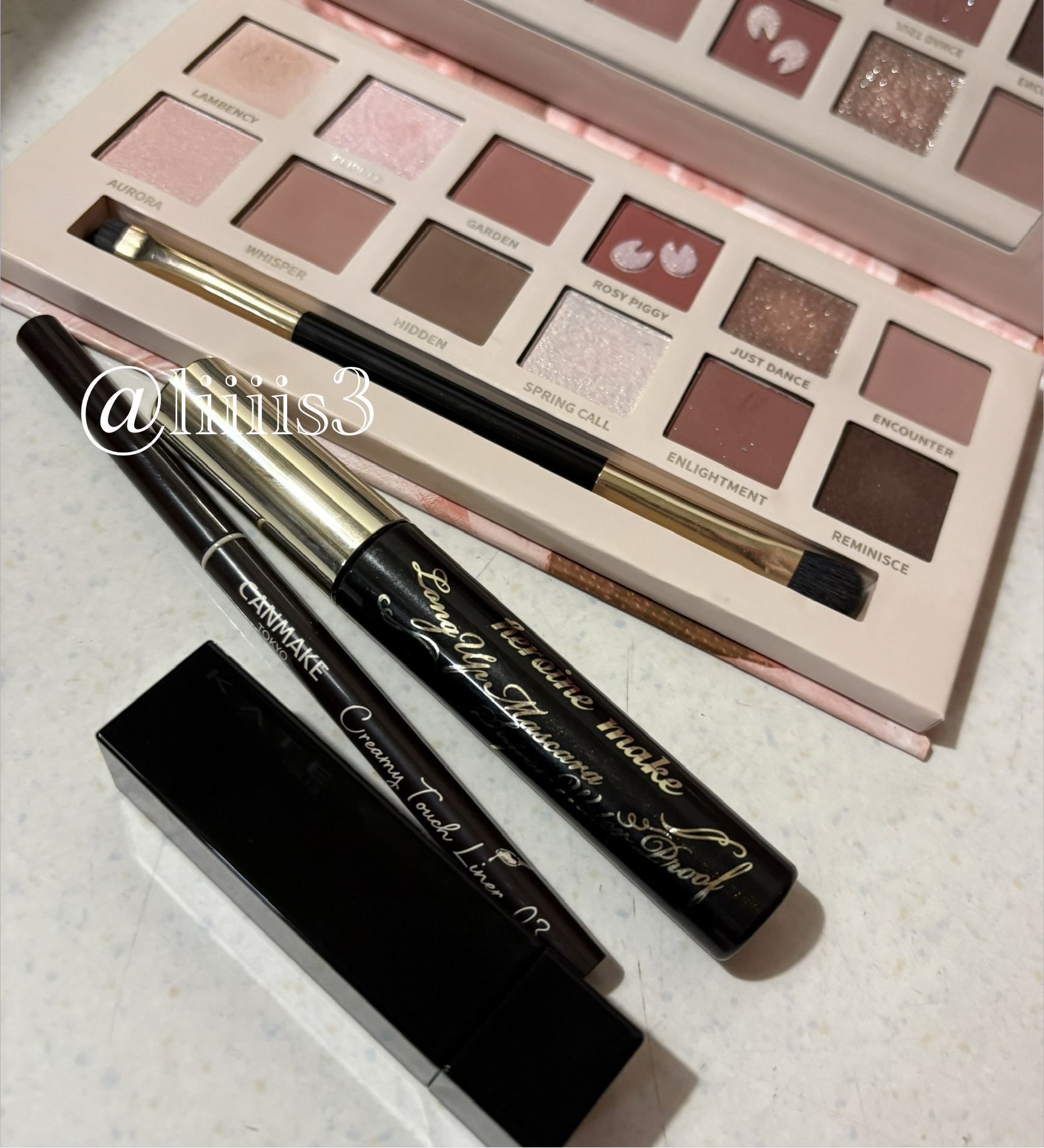 ＼今日のメイク／

✔️PERFECT DIARY
エクスプローラ12色 動物アイシャドウパレット ローズピンク

✔️キャンメイク
クリーミータッチライナー 03 ダークブラウン

✔️ヒロインメイク
ロングUPマスカラ スーパーWP 0