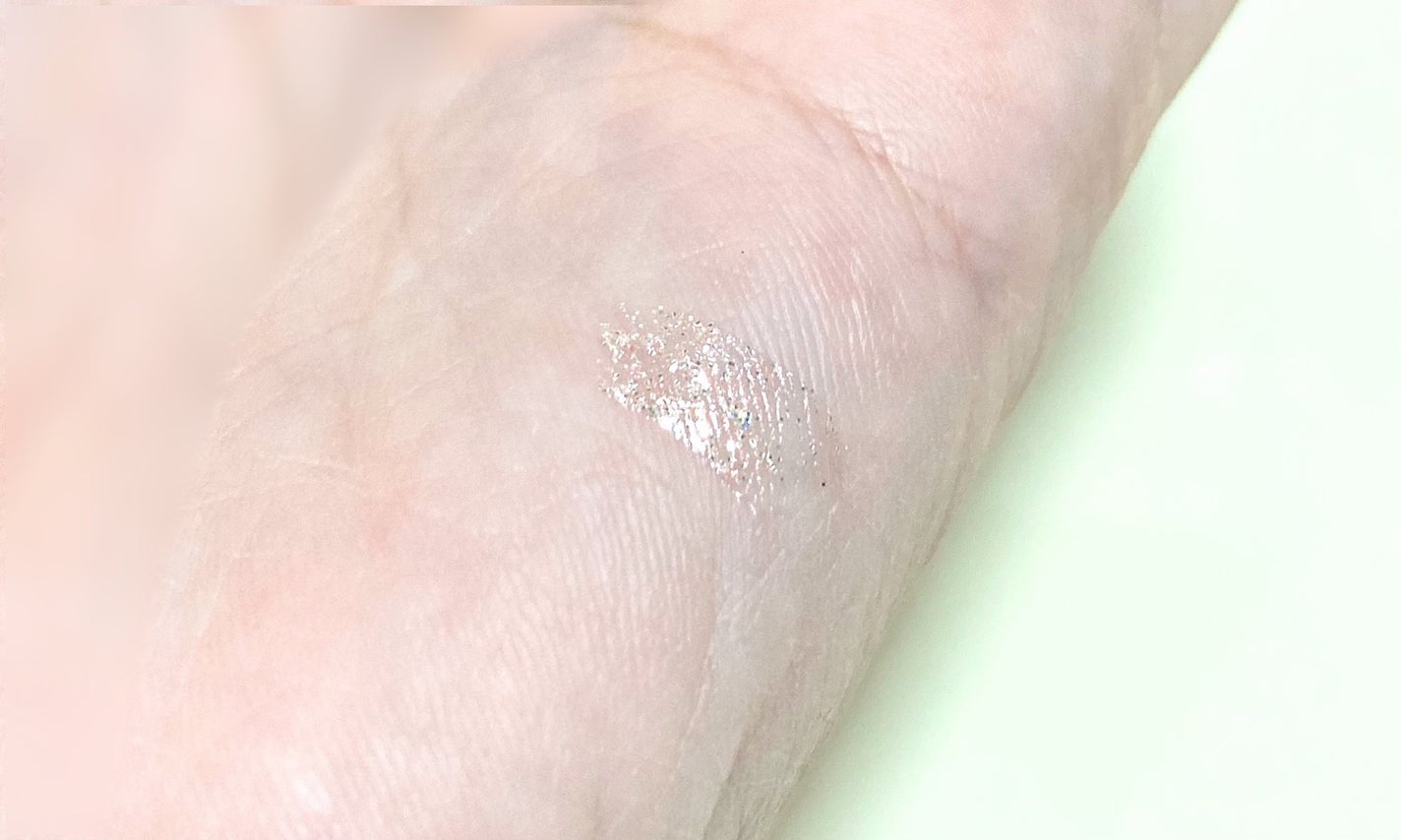 シピシピ グリッター イルミネーションライナー S/CipiCipi/リキッドアイライナーを使ったクチコミ(2枚目)