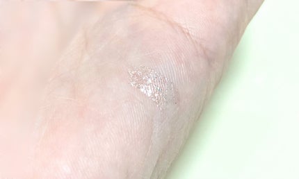 シピシピ グリッター イルミネーションライナー S/CipiCipi/リキッドアイライナーを使ったクチコミ(2枚目)