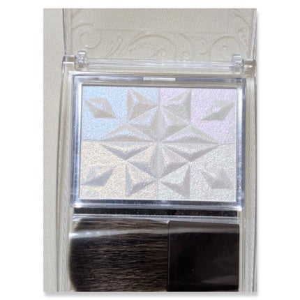 CEZANNE パールグロウハイライト SP3のクチコミ「まるで塗るレフ板。濡れツヤ感ハイライトの限定色♡
#CEZANNE
#パールグロウハイライト .....」(2枚目)