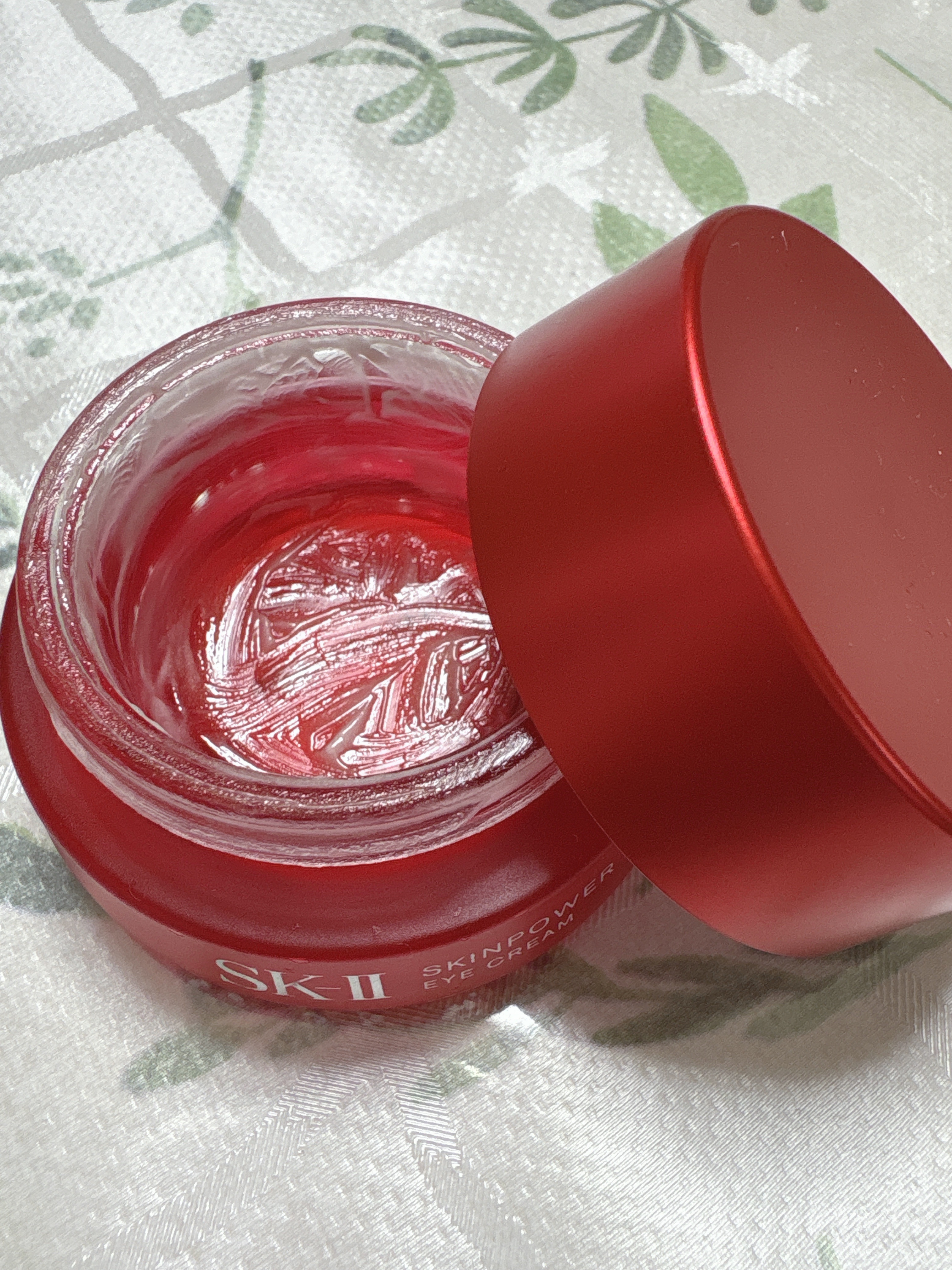 スキンパワー アイ クリーム/SK-II/アイケア・アイクリームを使ったクチコミ（2枚目）