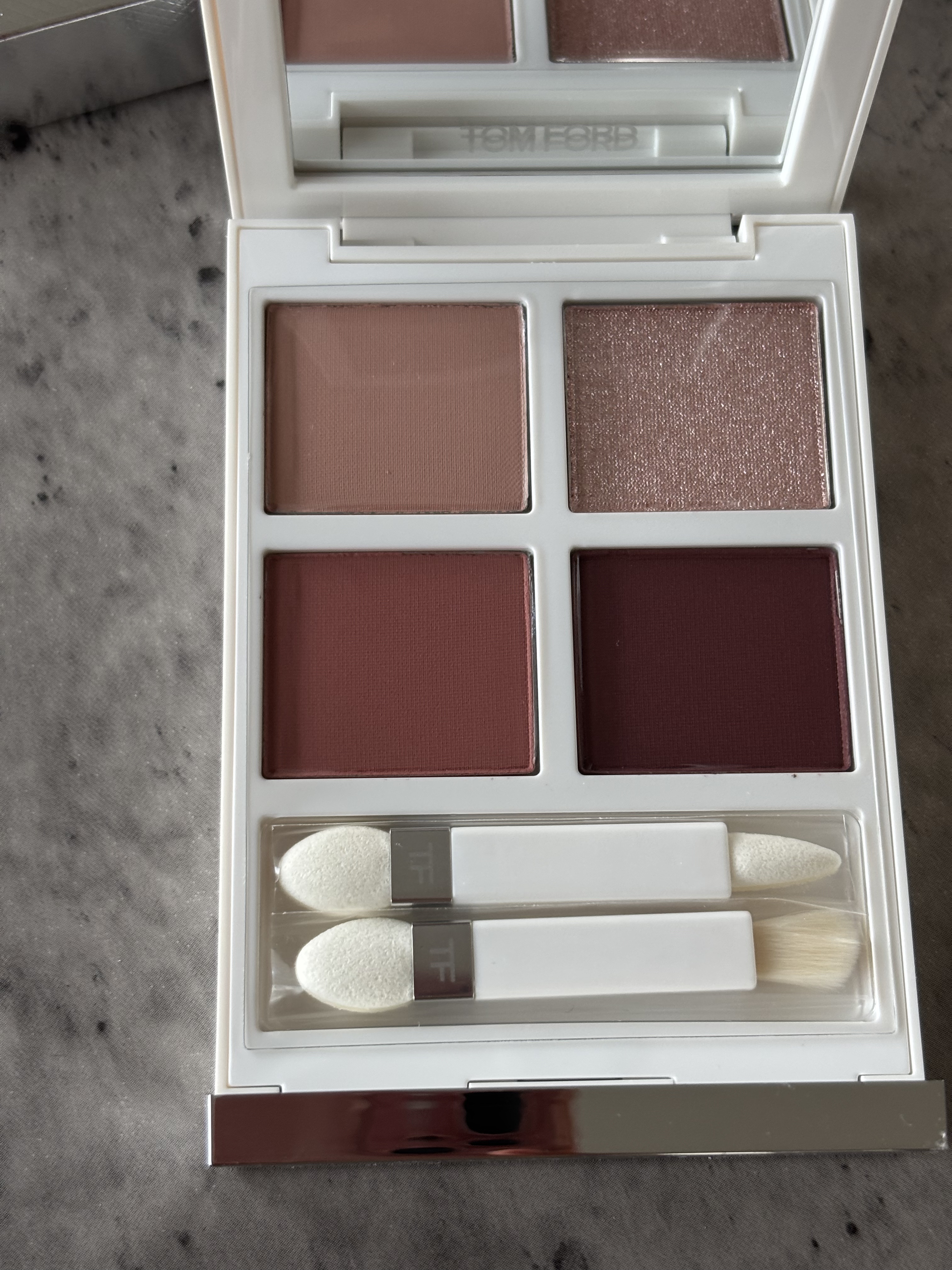 ソレイユ アイ カラー クォード/TOM FORD BEAUTY/アイシャドウパレットを使ったクチコミ（2枚目）