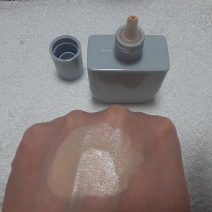 Javin De Seoul HUGGING SKIN TINTのクチコミ「02 airy naturalを使用です。
みずみずしいテクスチャーです。
伸びが良く肌にな.....」(3枚目)