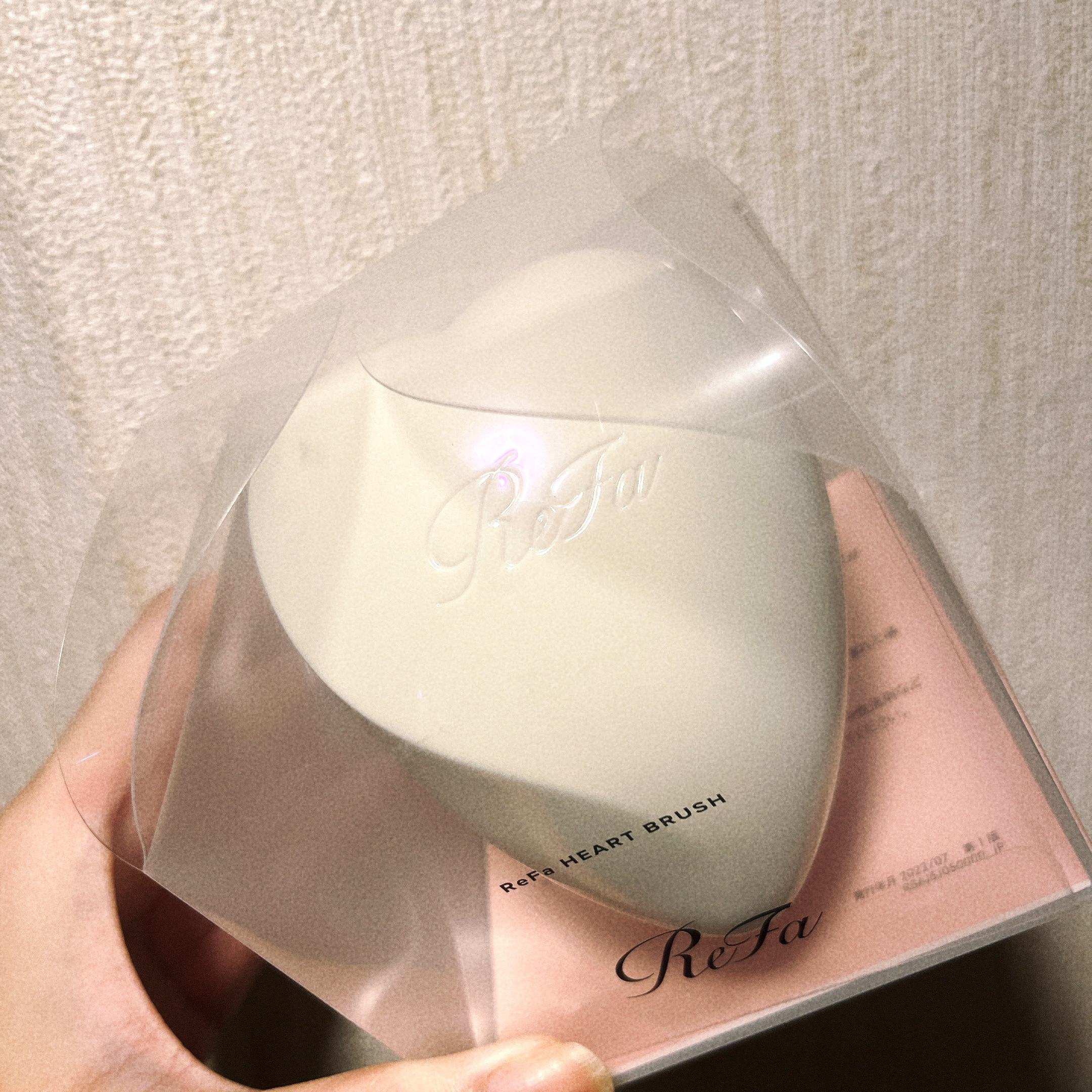 デューイー リッププランパー スパークル/FEMMUE/リッププランパーを使ったクチコミ（2枚目）