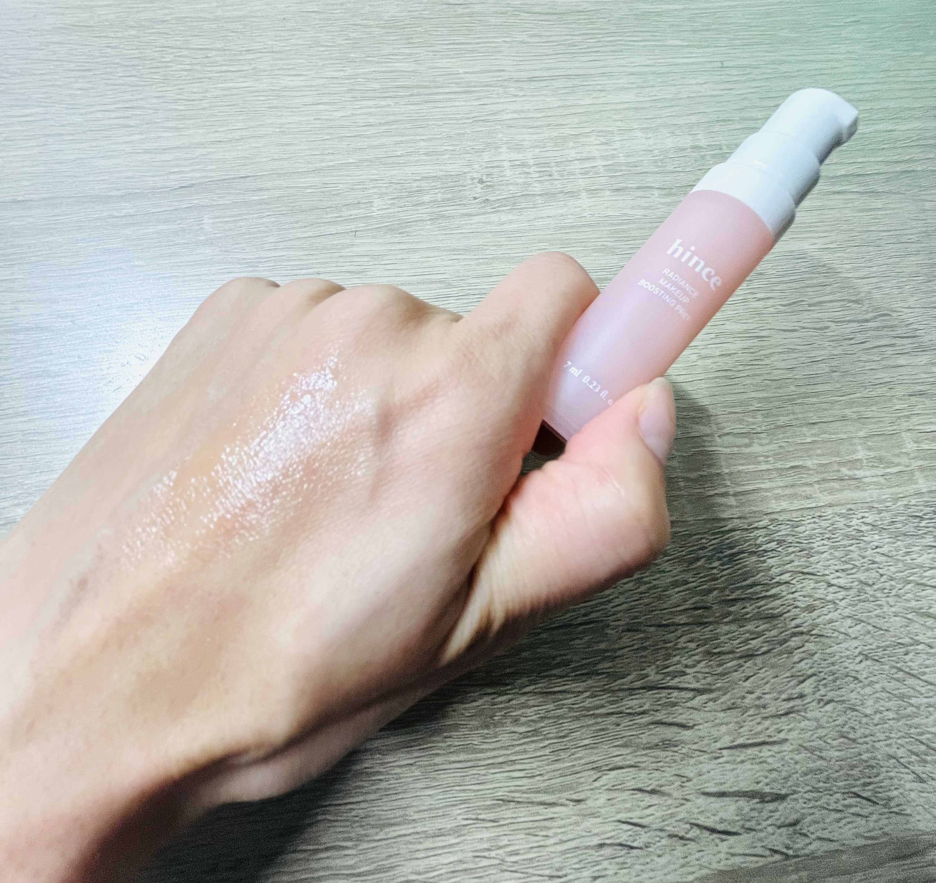 カバーマスターピンククッション 17 ライト(ホリデー限定パッケージ)/hince/クッションファンデーションを使ったクチコミ（2枚目）