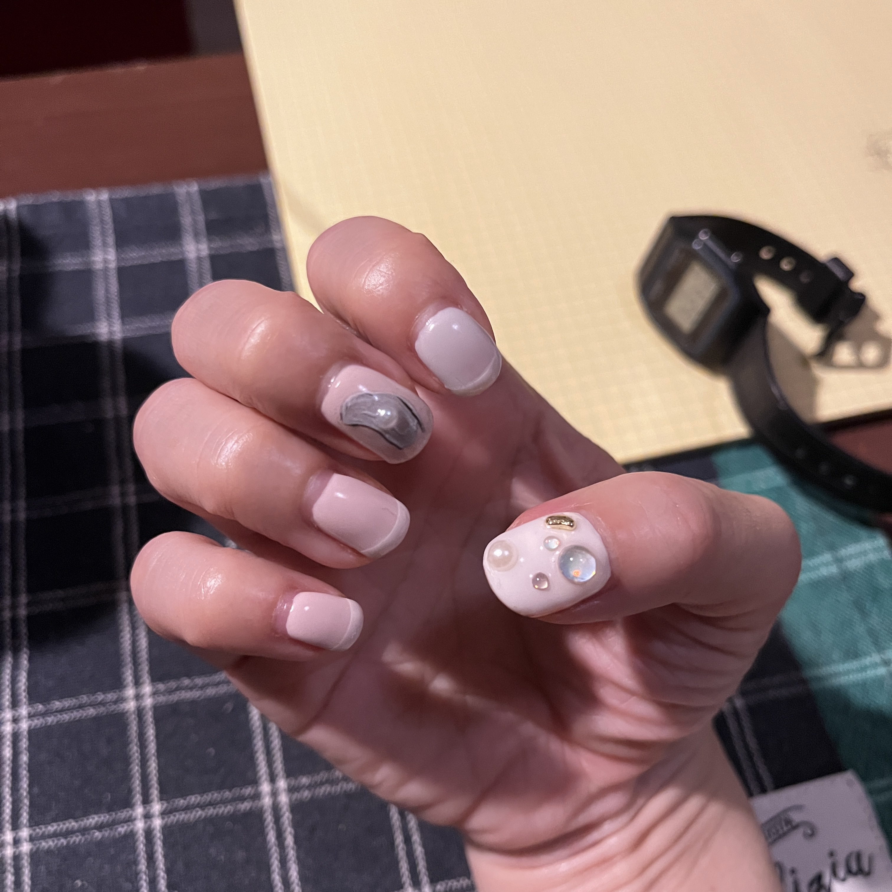 #セルフネイル,#ニット映えネイルのネイルデザイン