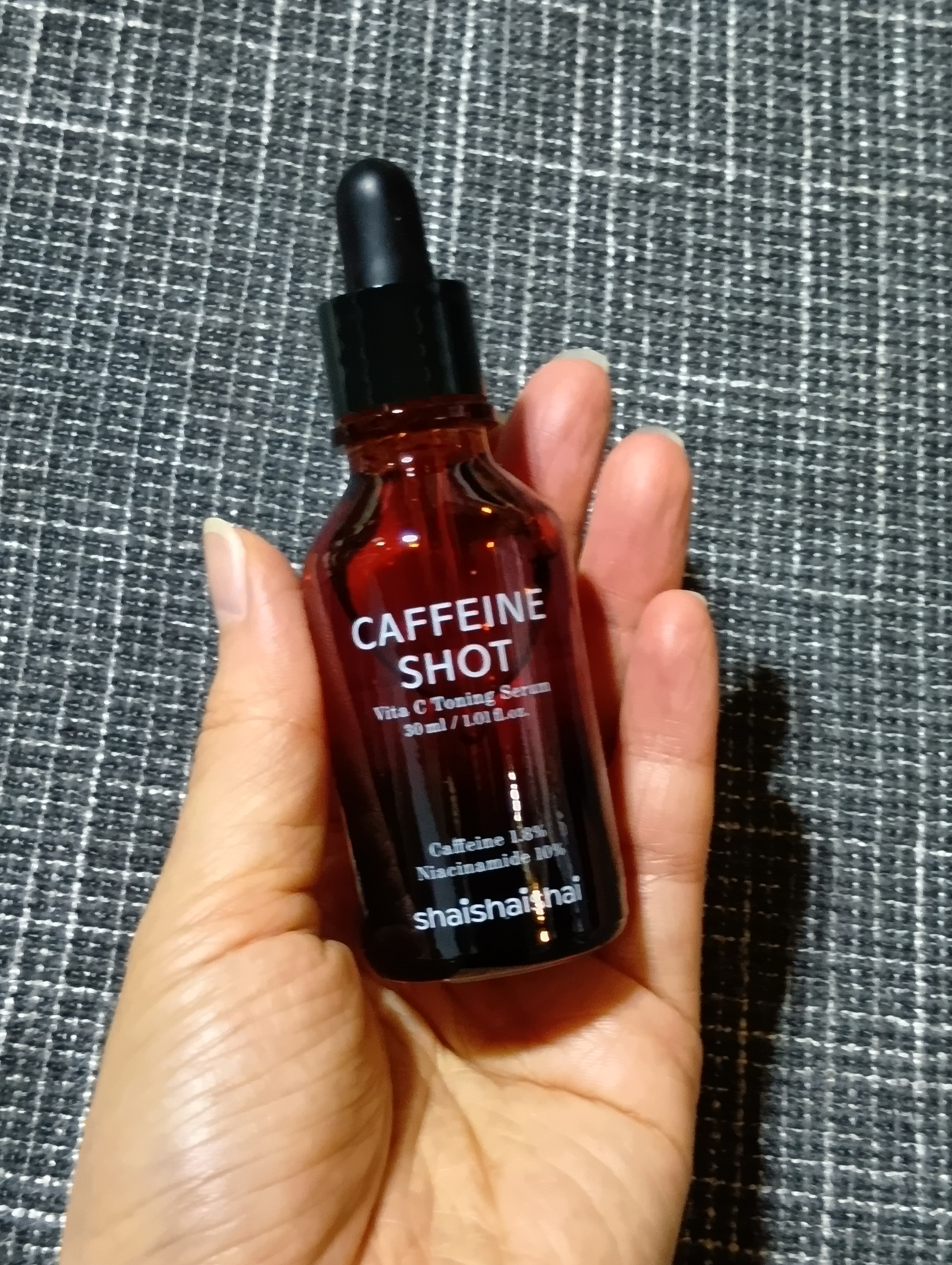 カフェインショット ビタC トーニングセラム/shaishaishai/美容液を使ったクチコミ（2枚目）