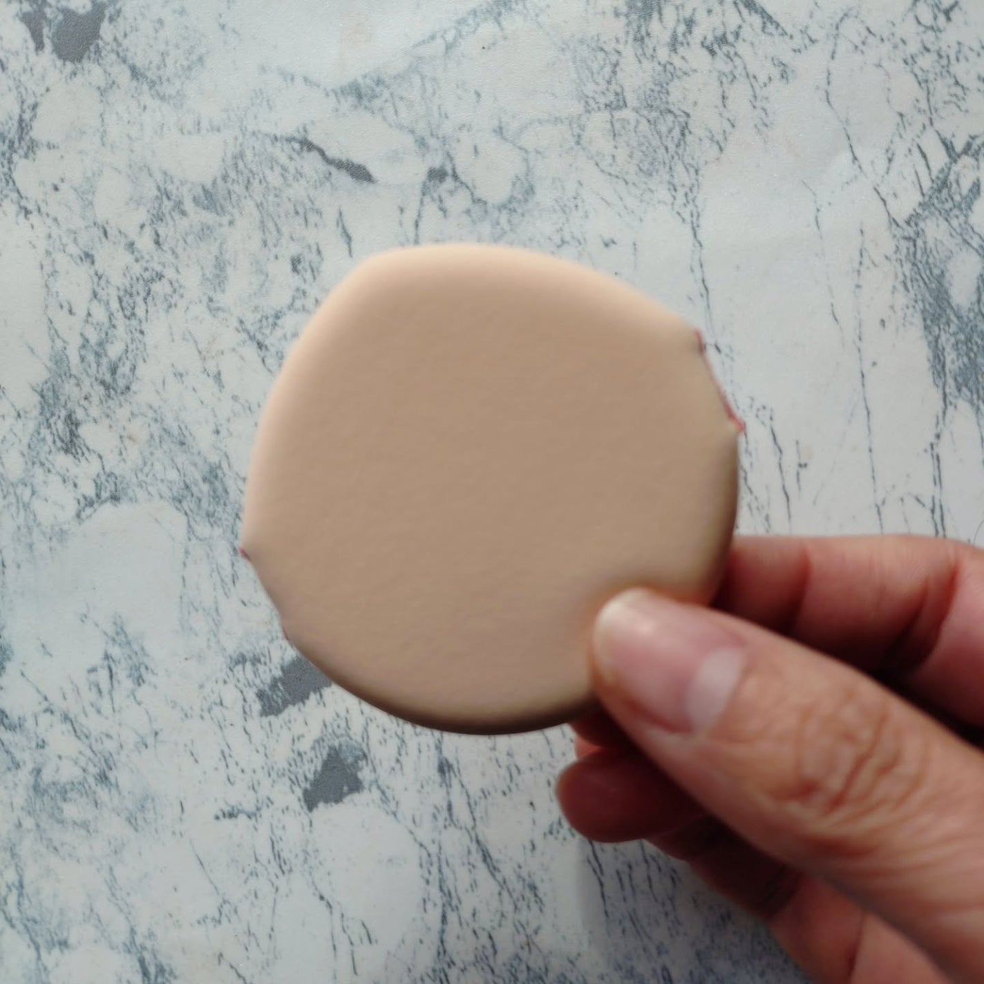 ジヴェルニー 密着カバークッション/GIVERNY/クッションファンデーションを使ったクチコミ(4枚目)