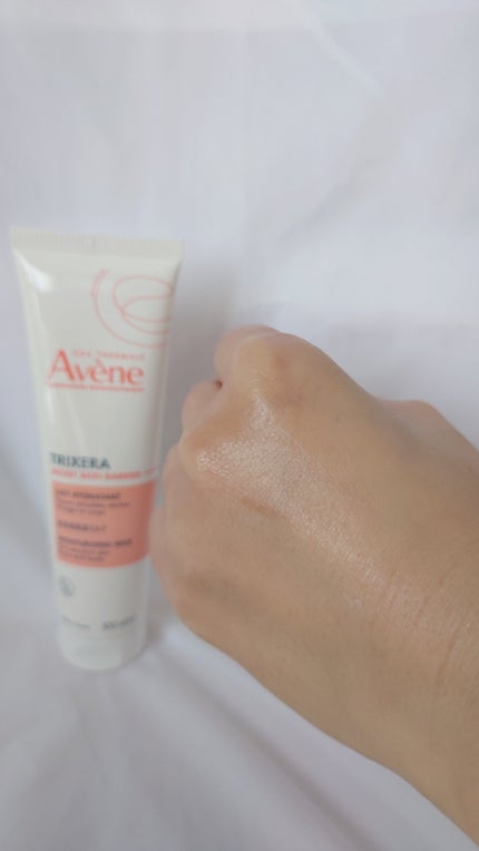 トリクセラ モイストスキンバリア ミルク/アベンヌ/ボディミルクを使ったクチコミ(4枚目)