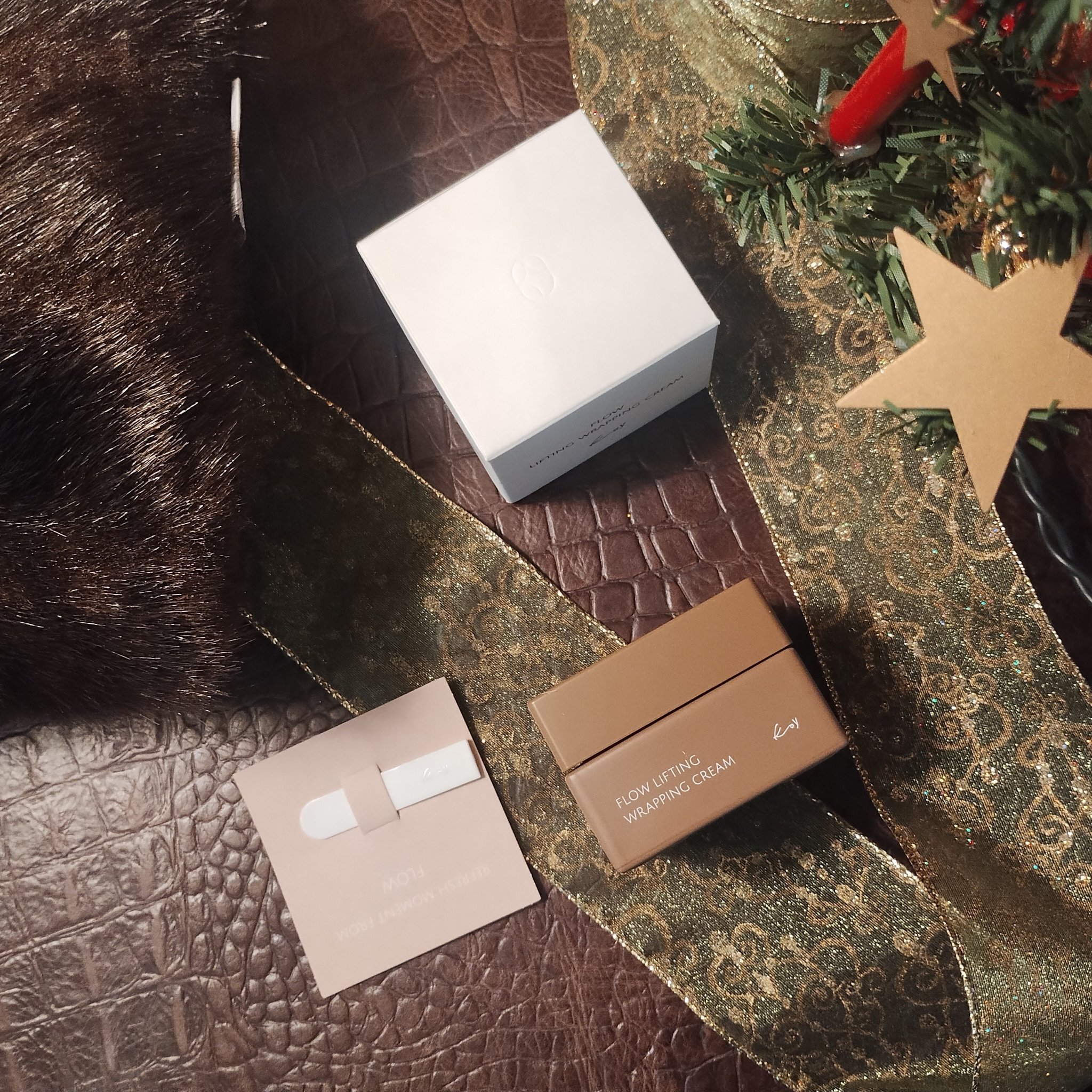 フローリフティングラッピングクリーム/koy/フェイスクリームを使ったクチコミ（2枚目）