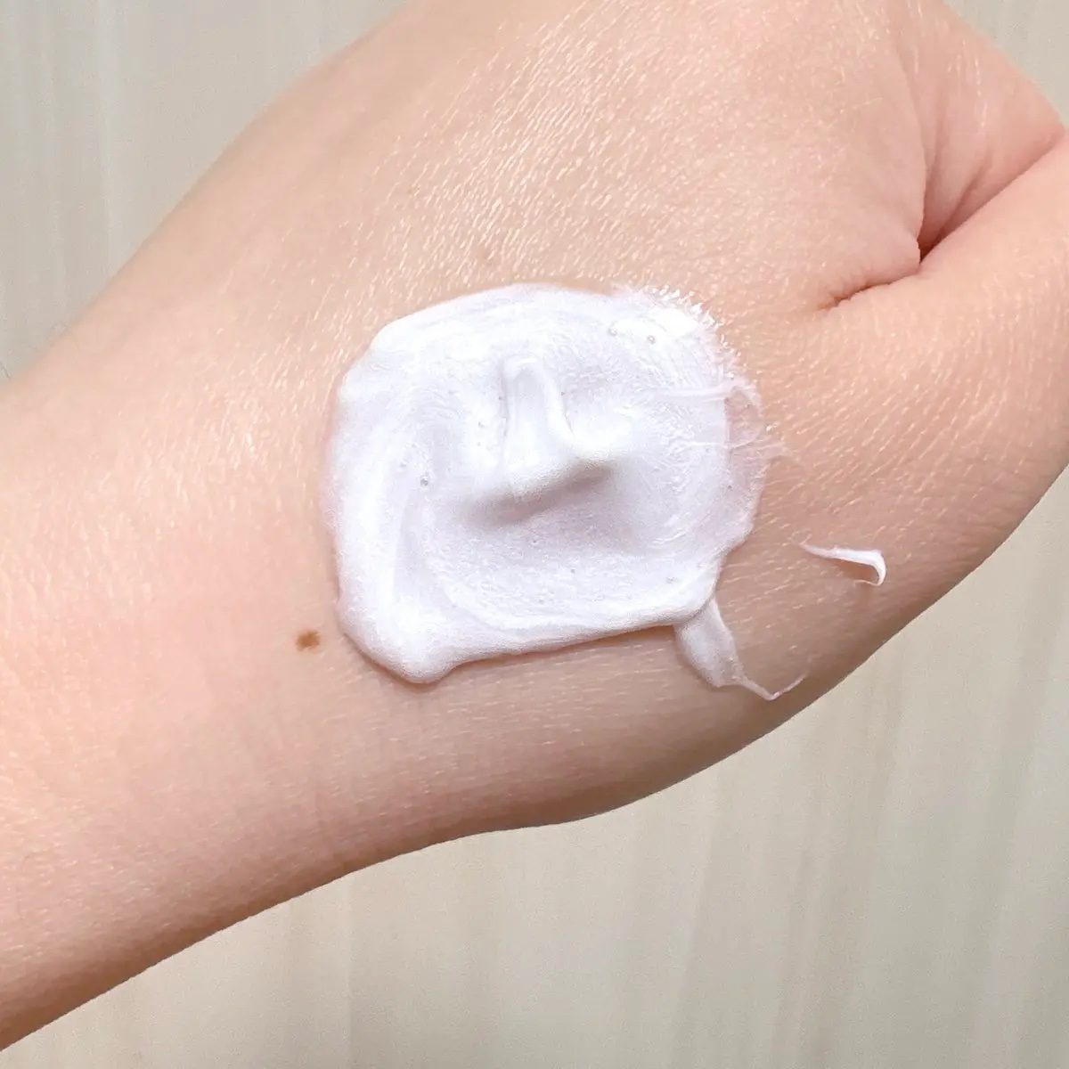 センカ　プレミアムパーフェクトホイップクリア　（医薬部外品） センカ　プレミアムパーフェクトホイップクリア/SENKA（専科）/洗顔フォームを使ったクチコミ（2枚目）