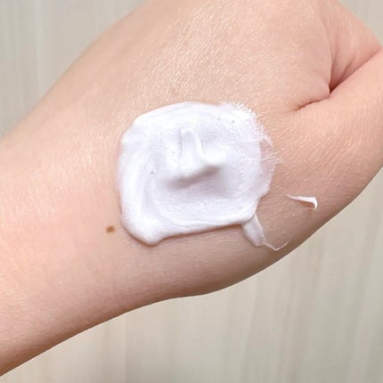 センカ プレミアムパーフェクトホイップクリア (医薬部外品)/SENKA(専科)/洗顔フォームを使ったクチコミ(2枚目)