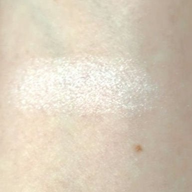 ムーングロウハイライター/キャンメイク/ハイライトを使ったクチコミ(5枚目)