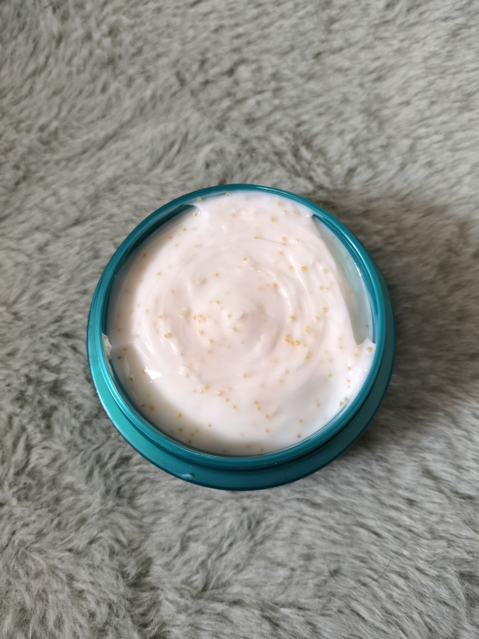 ビューティーチャージ ナイトスペリア/アトリックス/ハンドクリームを使ったクチコミ（2枚目）