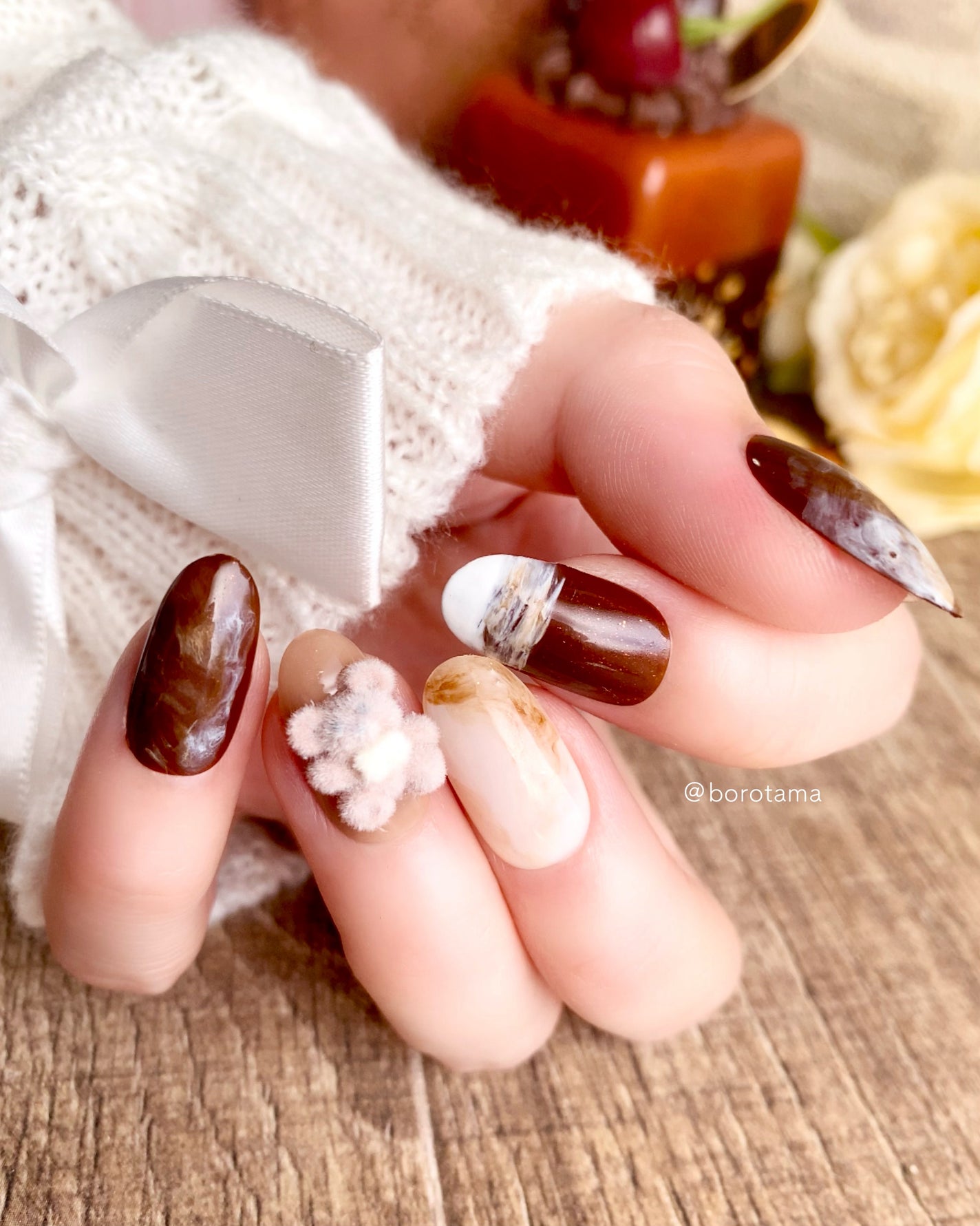 カラフルネイルズ/キャンメイク/マニキュアを使ったクチコミ(2枚目)