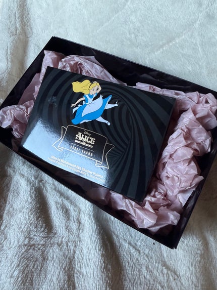 アリス イン ワンダーランド アイシャドウ パレット/BOBBI BROWN/アイシャドウパレットを使ったクチコミ(2枚目)