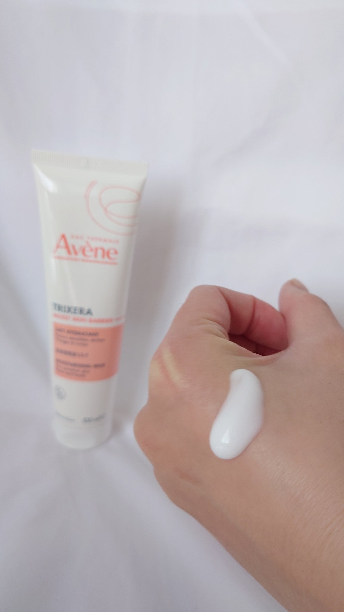 トリクセラ モイストスキンバリア ミルク/アベンヌ/ボディミルクを使ったクチコミ(3枚目)