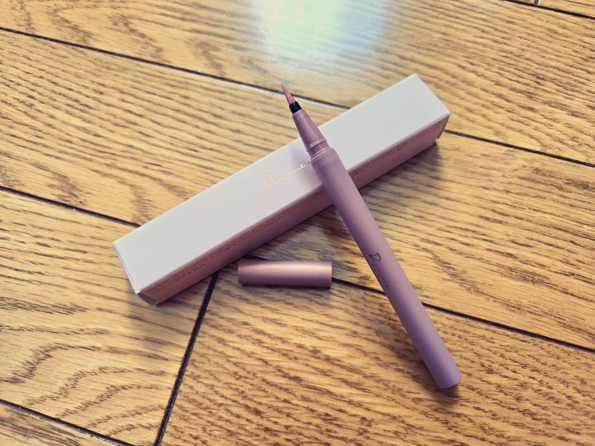 ウォータリーラメライナー/Ririmew/リキッドアイライナーを使ったクチコミ（1枚目）