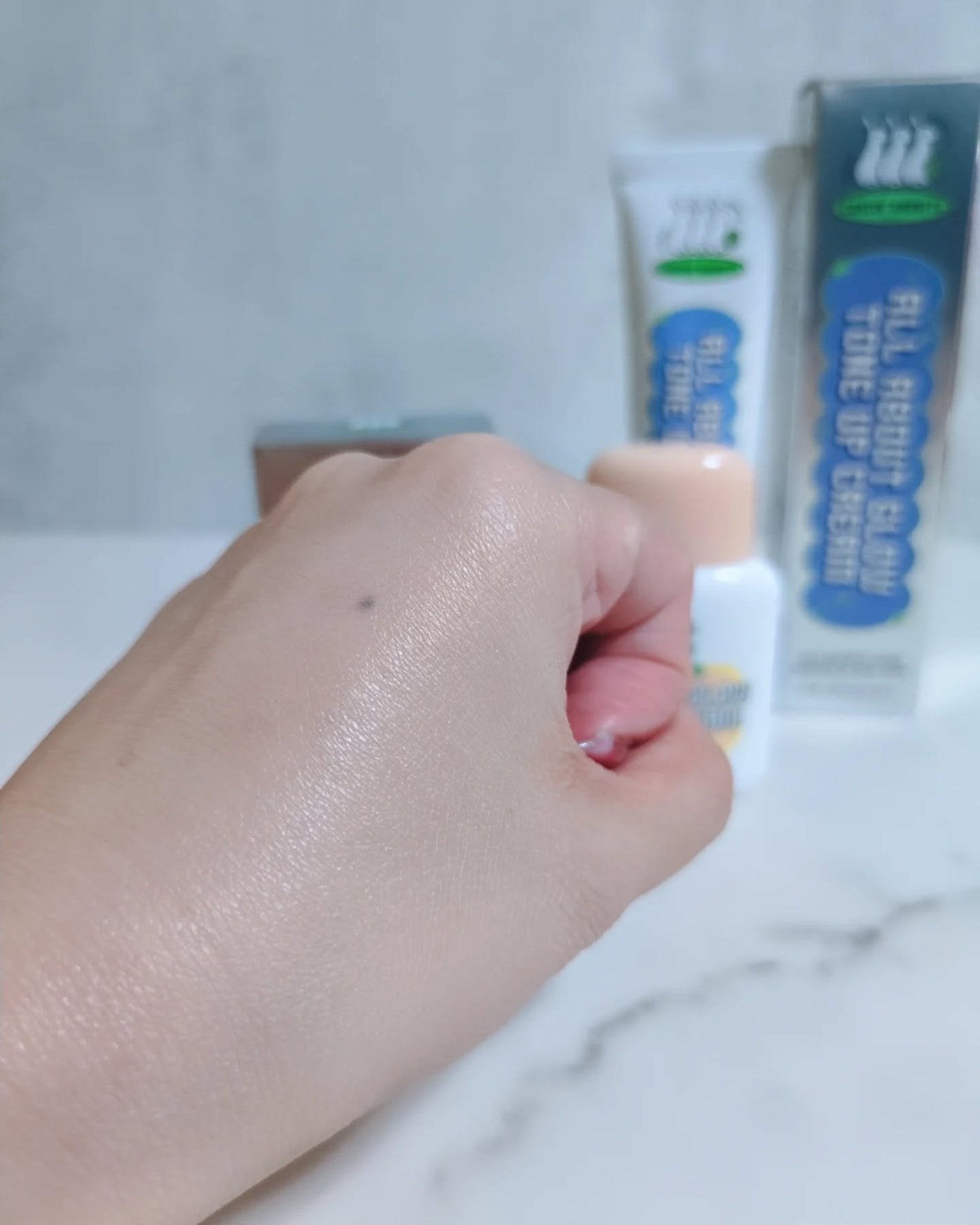 オールアバウトグロウトーンアップクリーム/CHASIN'RABBITS/化粧下地を使ったクチコミ(6枚目)