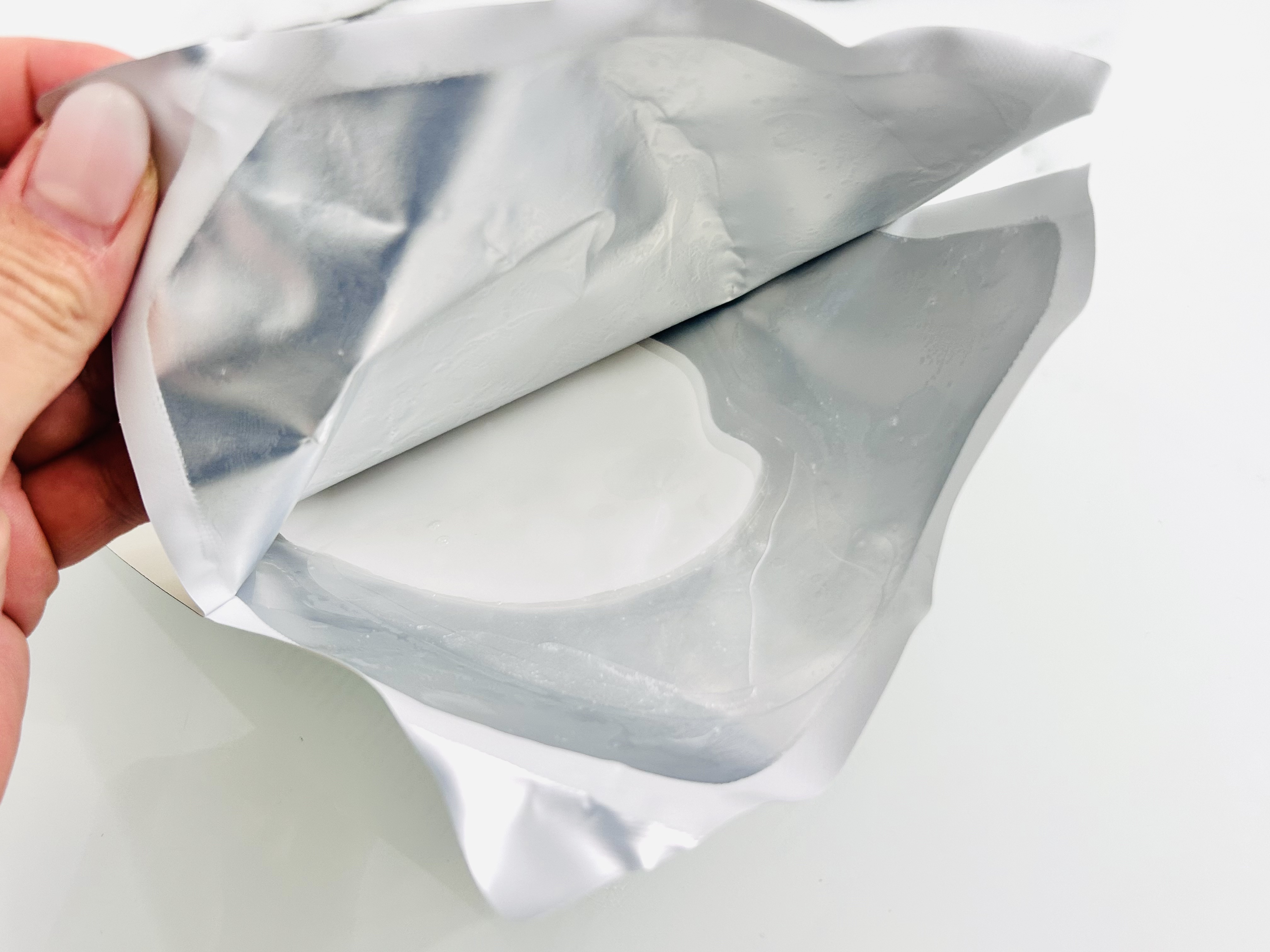 ビタソームショットホワイトニングフィルム/NEWYSIS/シートマスク・パックを使ったクチコミ（3枚目）