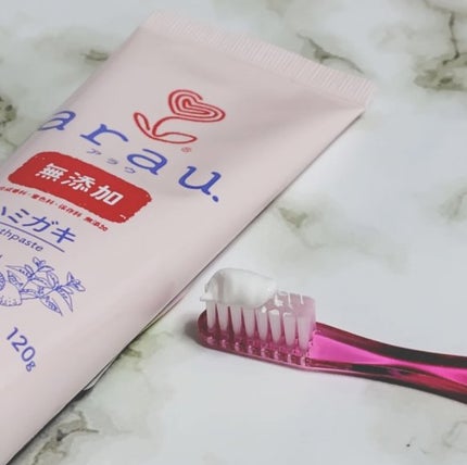 arau.(アラウ) せっけんハミガキのクチコミ「サラヤ アラウ.ハミガキ
〔無添加+天然ハーブのやさしさ〕
植物から生まれたせっけん成分
.....」(3枚目)