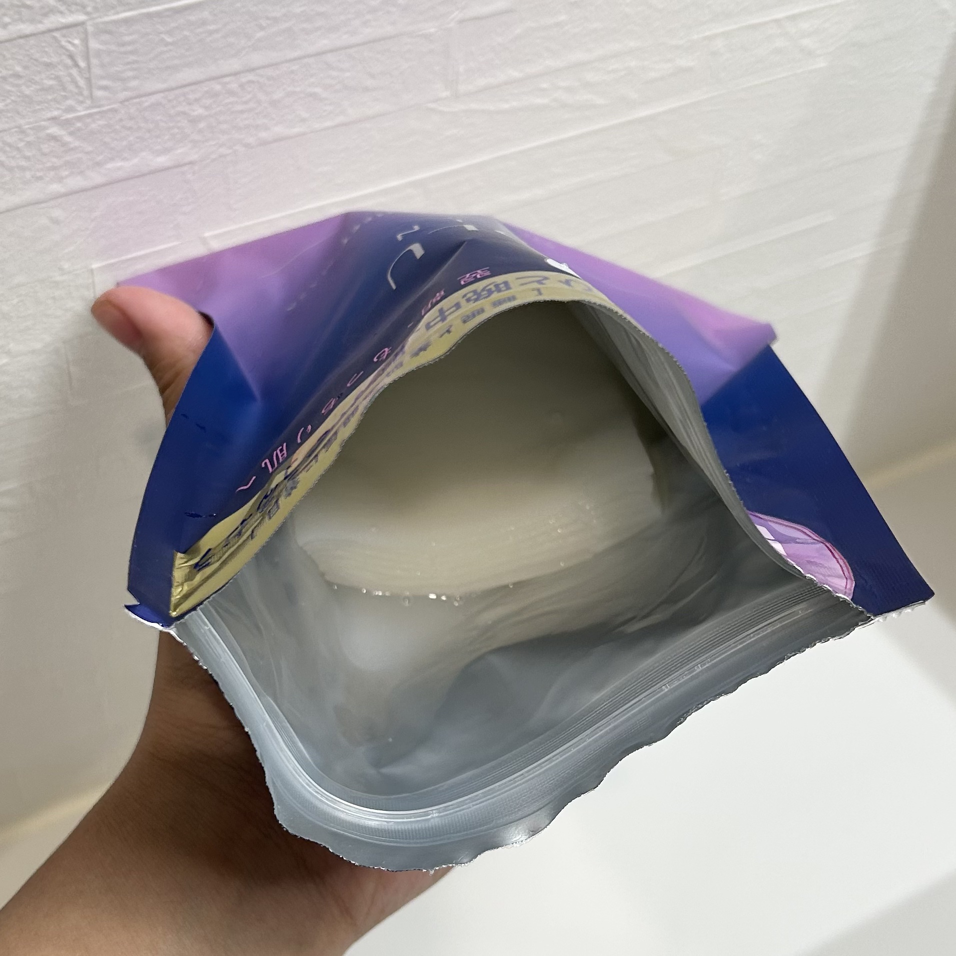 ヨル　スキン　オーバーナイト　ハイドラシートマスク　モイスト/YOLU/シートマスク・パックを使ったクチコミ（2枚目）