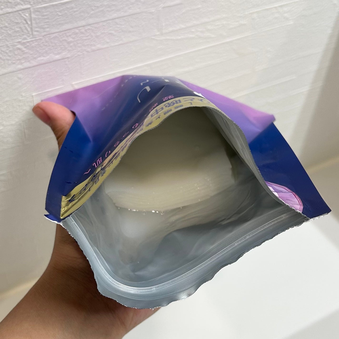 ヨル スキン オーバーナイト ハイドラシートマスク モイスト/YOLU/シートマスク・パックを使ったクチコミ(2枚目)