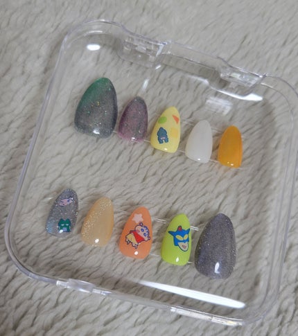 #ネイル,#デザインネイル,#キャラクターネイル,#セルフネイル,#オレンジネイル,#グリーンネイル,#イエローネイル,#ジェルネイル,#マグネットネイル,#ニット映えネイルのネイルデザイン