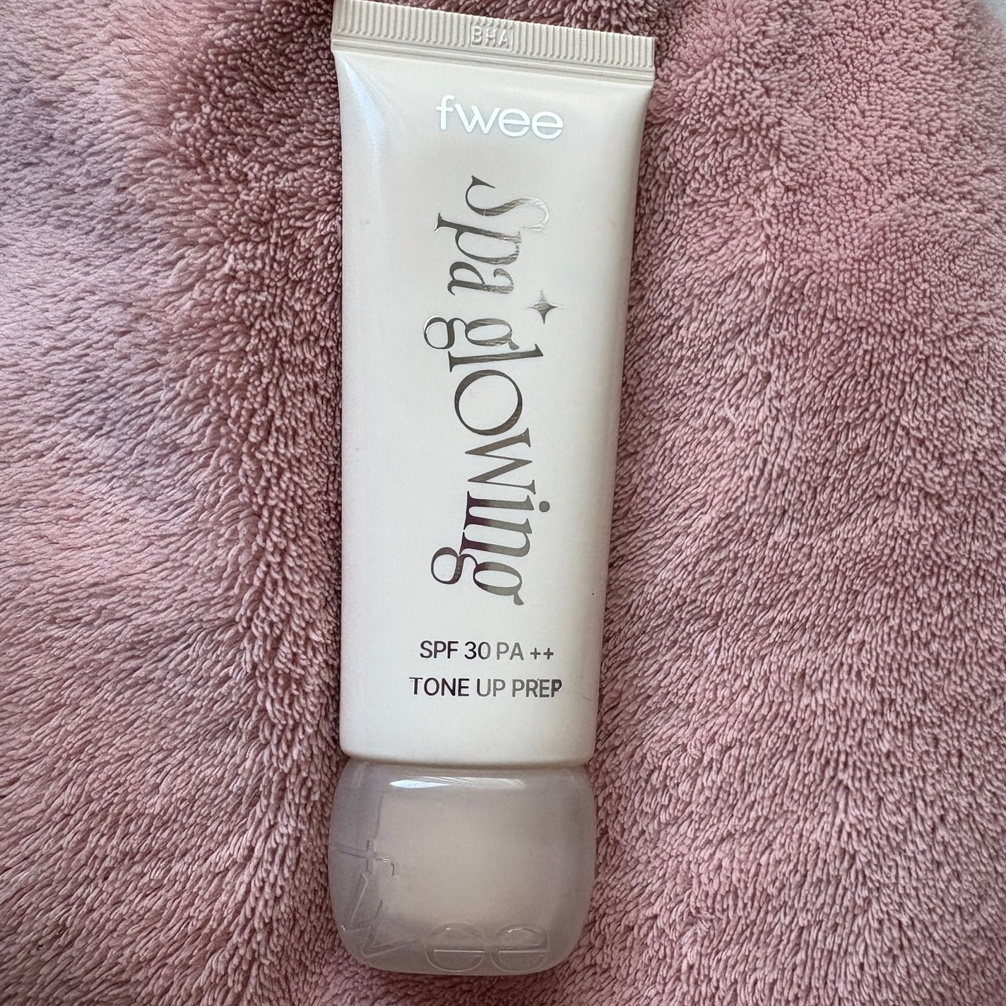 スパグロウUVトーンアップベース/fwee/化粧下地を使ったクチコミ(1枚目)