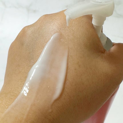 dakota on LIPS 「LeChatelard1802PeonyBouquetBody..」(4枚目)