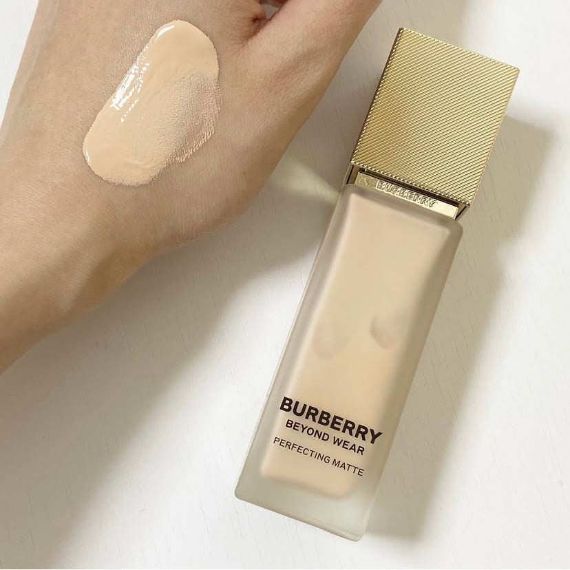 バーバリー ビヨンド ウェア パーフェクティング マット/Burberry Beauty/リキッドファンデーションを使ったクチコミ(4枚目)
