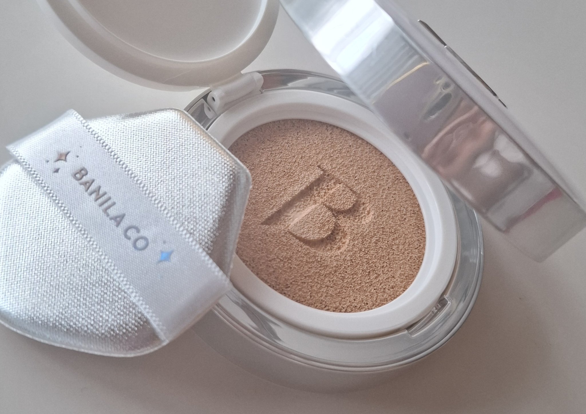 カバーリシャス アルティメット ホワイトクッション/BANILA CO/クッションファンデーションを使ったクチコミ（2枚目）